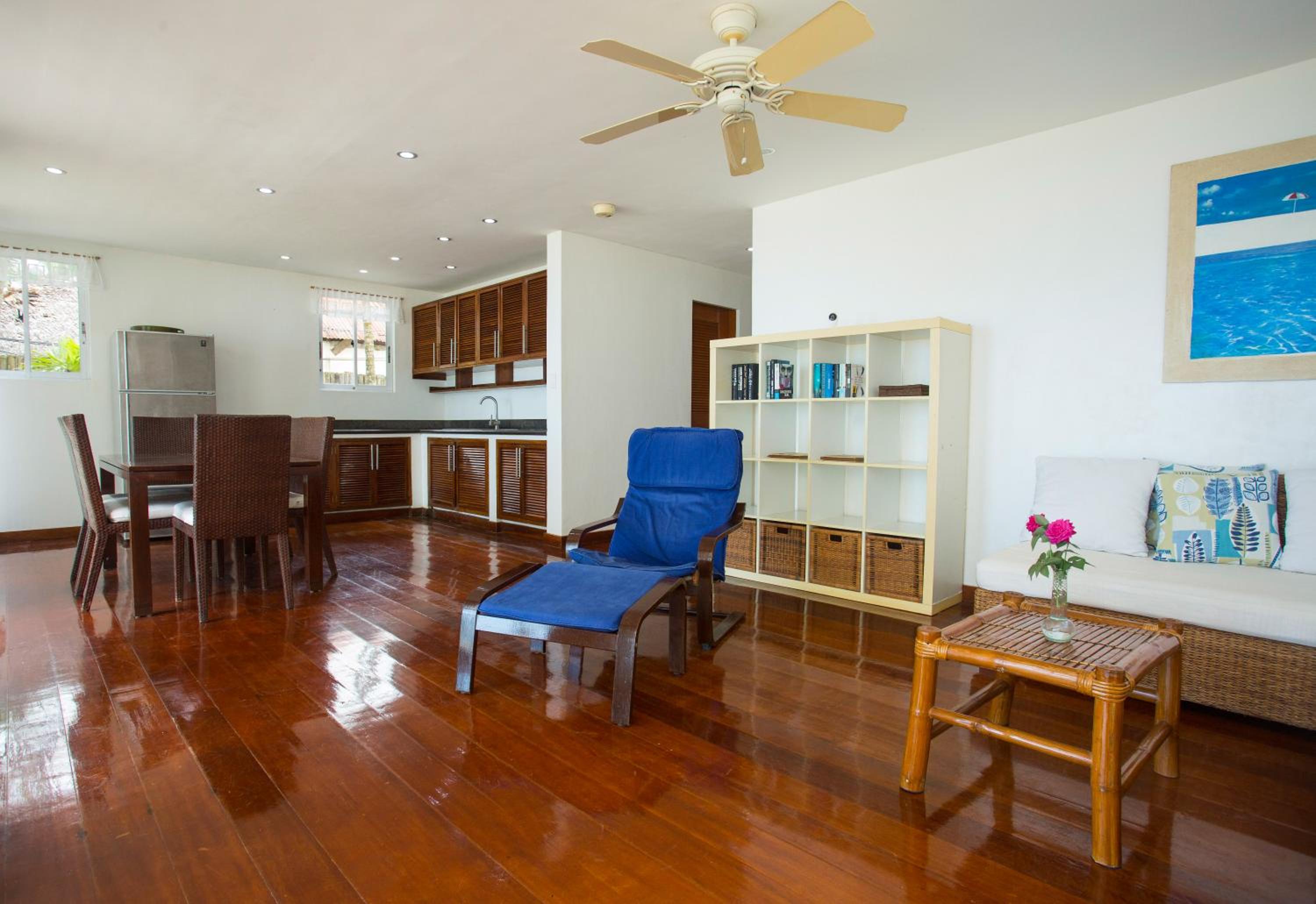 Mabuhay Beach House, Boracay - 24