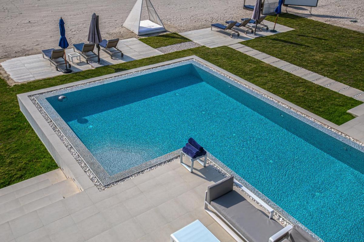 Paradise Nurai Villa - 6 Bedrooms