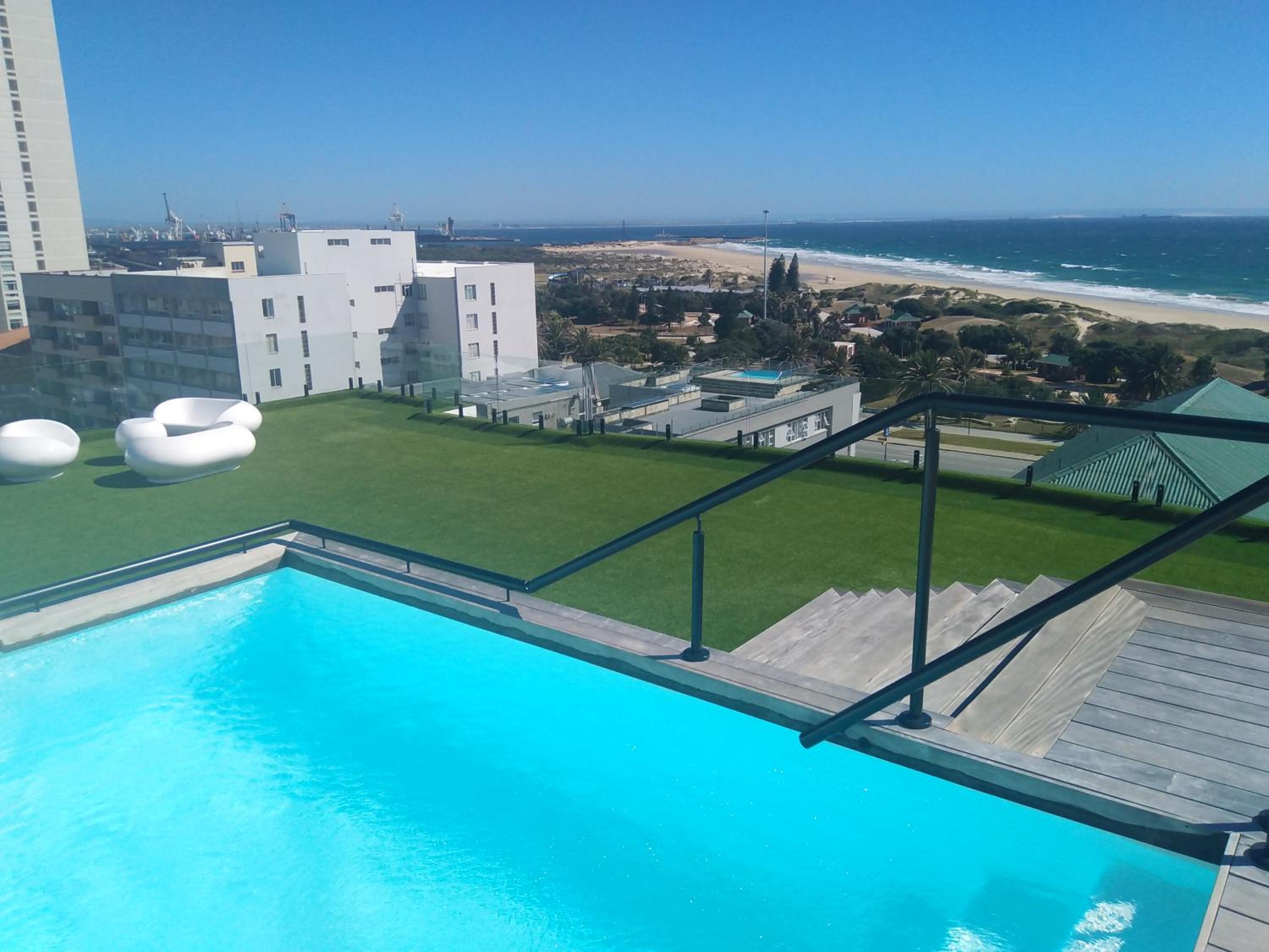 Paxton Luxury Apartments self-catering view 3