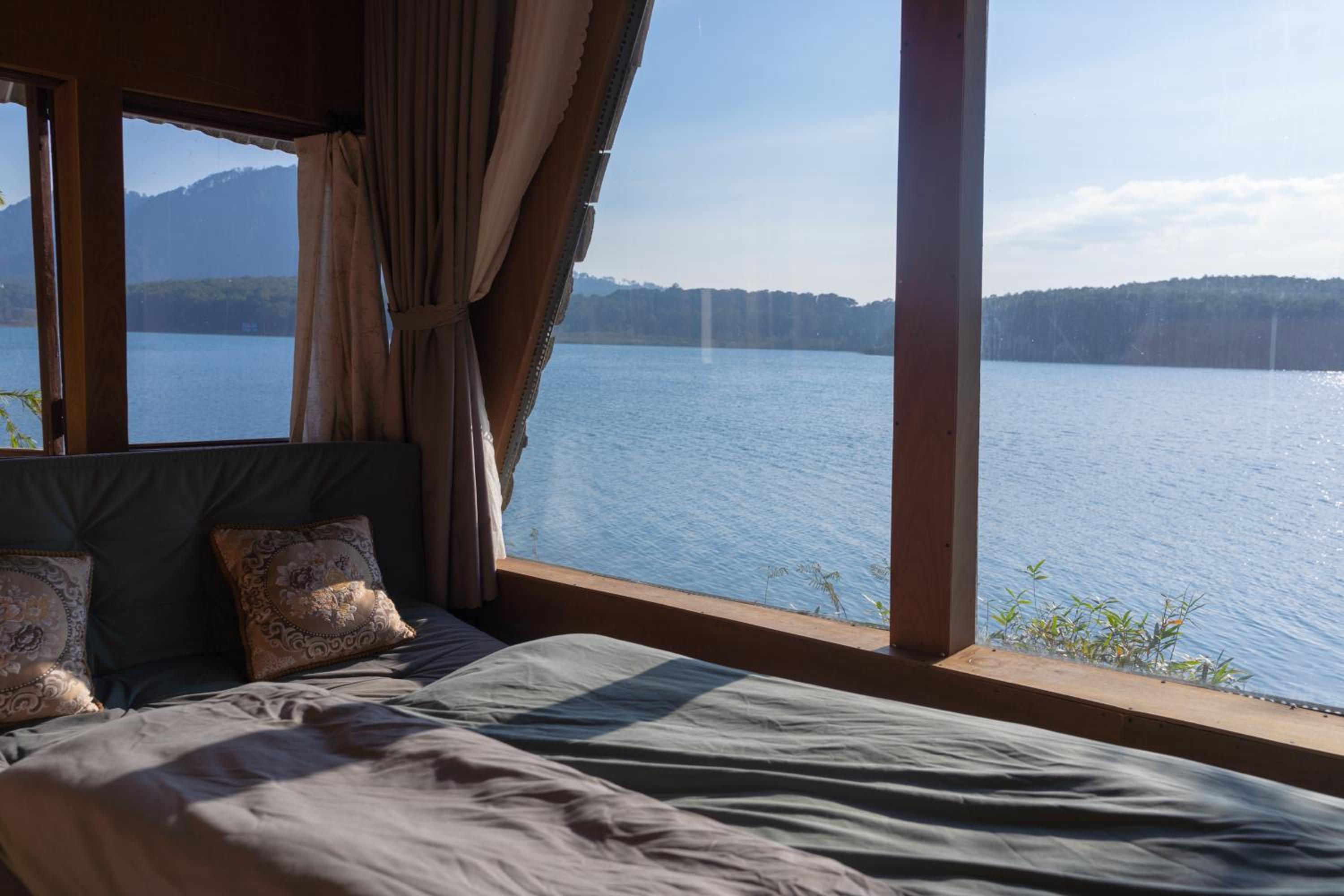 Photo 42