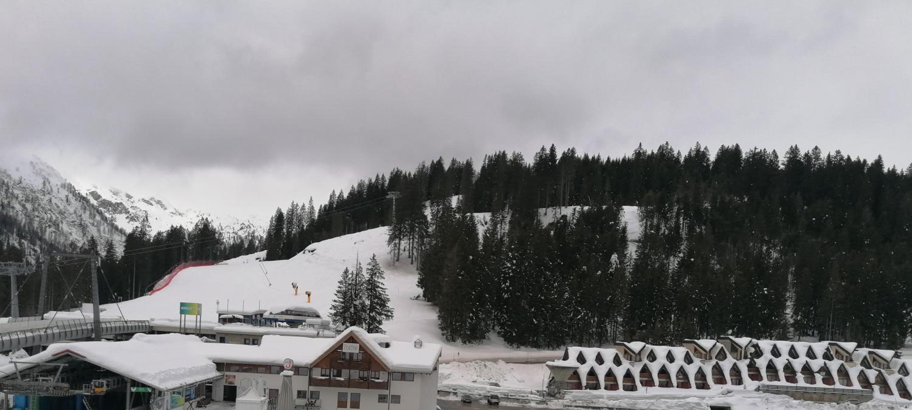 Chalet Golf Campiglio / LuxApt / fronte piste-impianti-golf view 3
