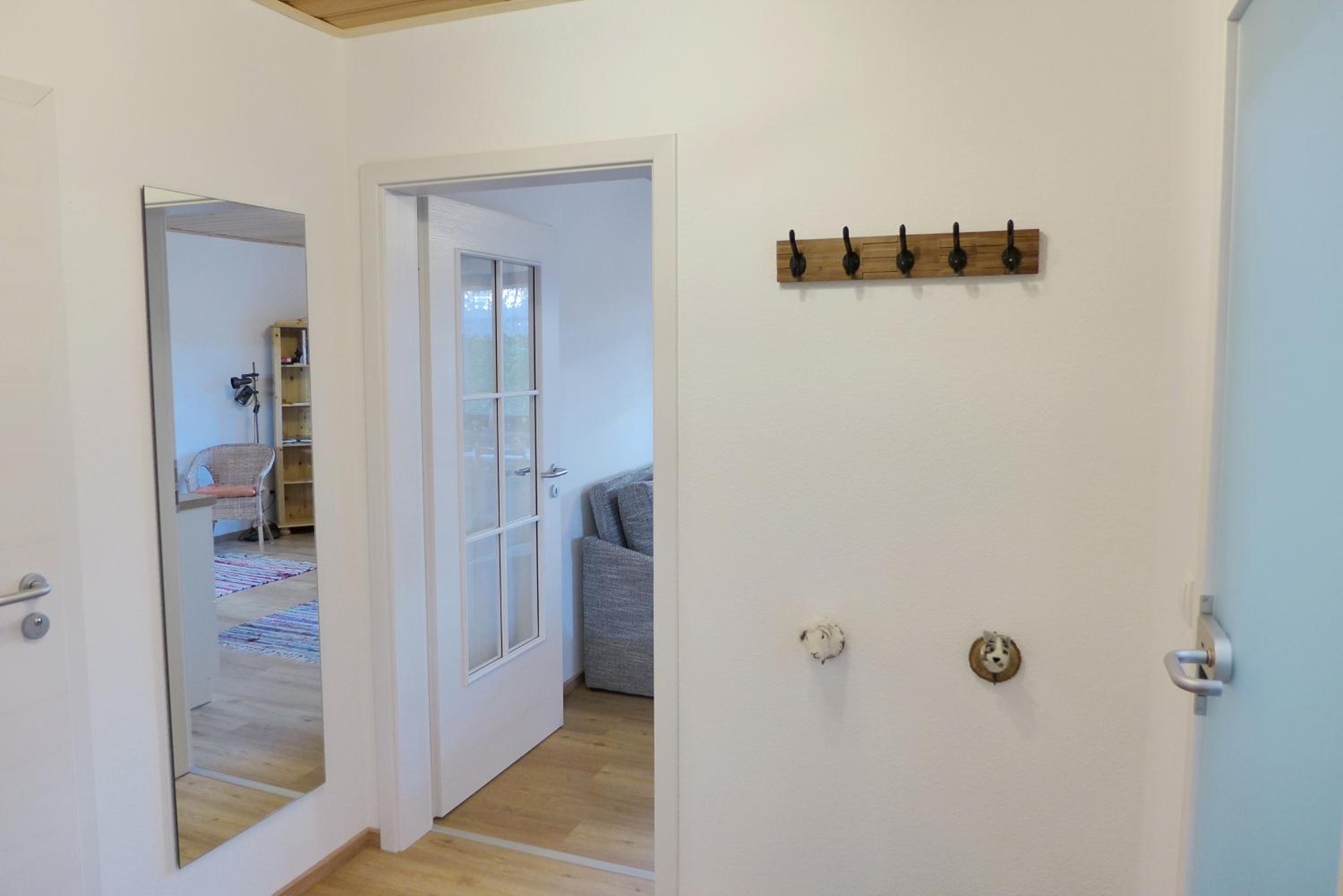 Gästehaus Philipp im Herzen des Fichtelgebirges - 5 Ferienwohnungen, großes Grundstück, Wald und Wiese, Wohnung mit privater Sauna, kostenfreie Parkplätze,