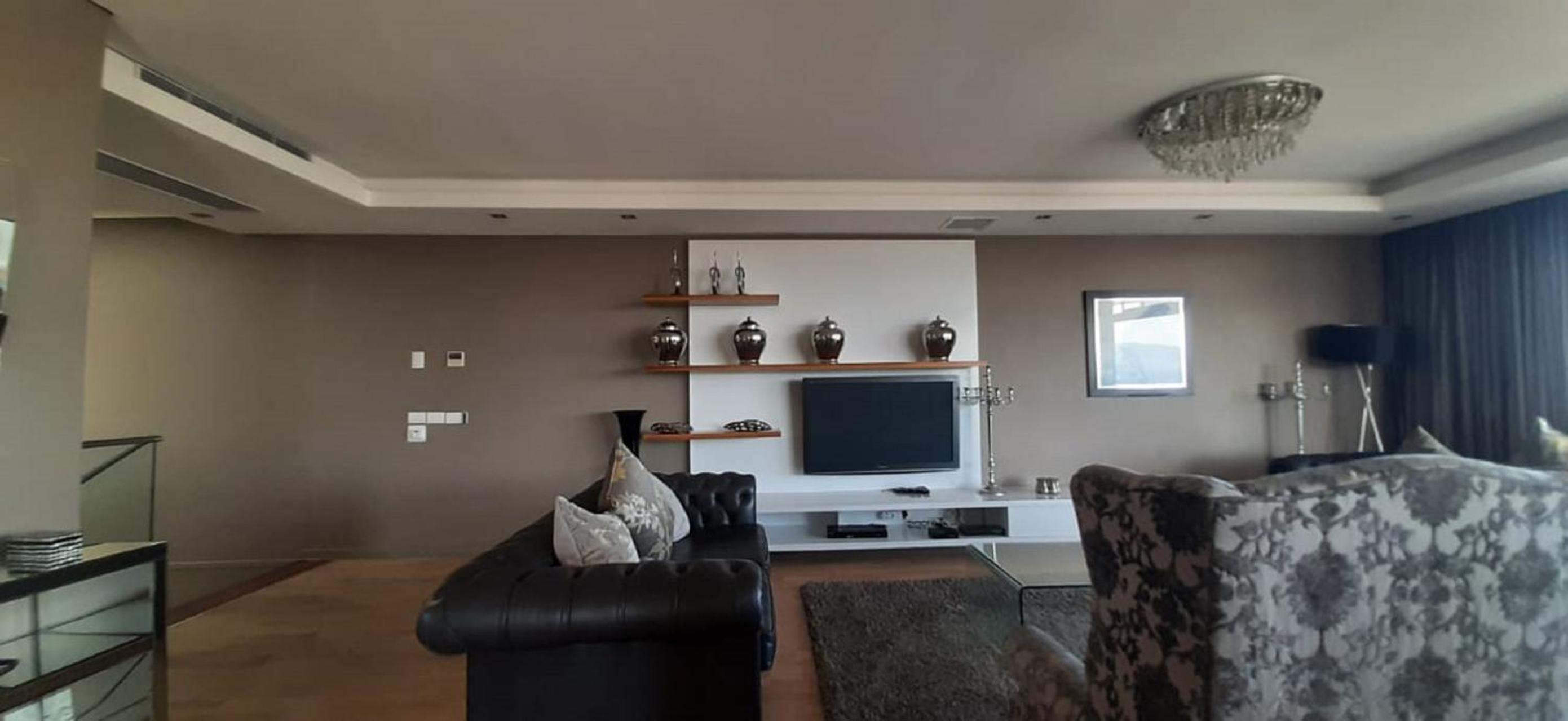 Photo 167 sur 199 de The Residences at Crystal Towers
