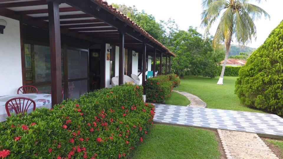 Acogedora Casa Finca con Jacuzzi 5Habs 18Personas RSH