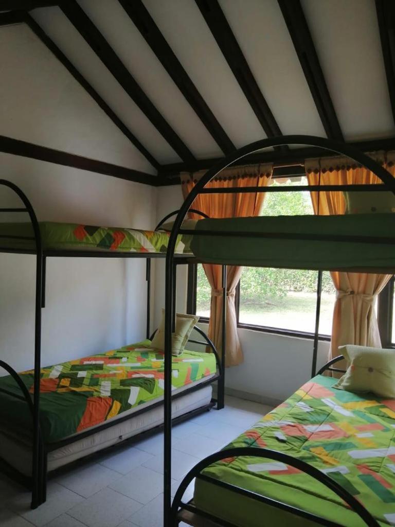 Acogedora Casa Finca con Jacuzzi 5Habs 18Personas RSH