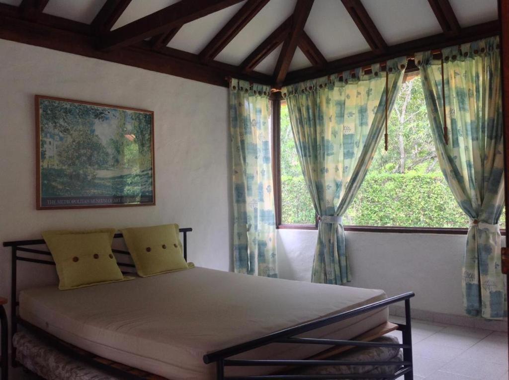 Acogedora Casa Finca con Jacuzzi 5Habs 18Personas RSH