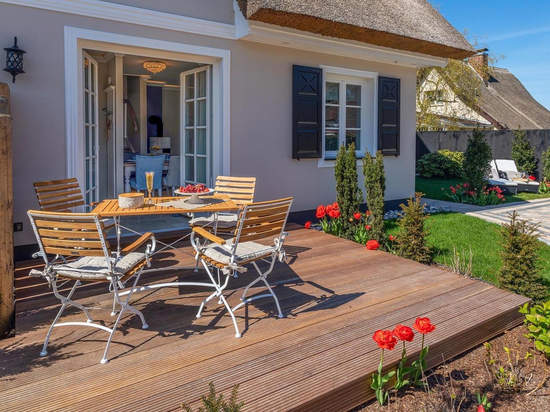 Traumhaus unter Reet Zingst Deluxe