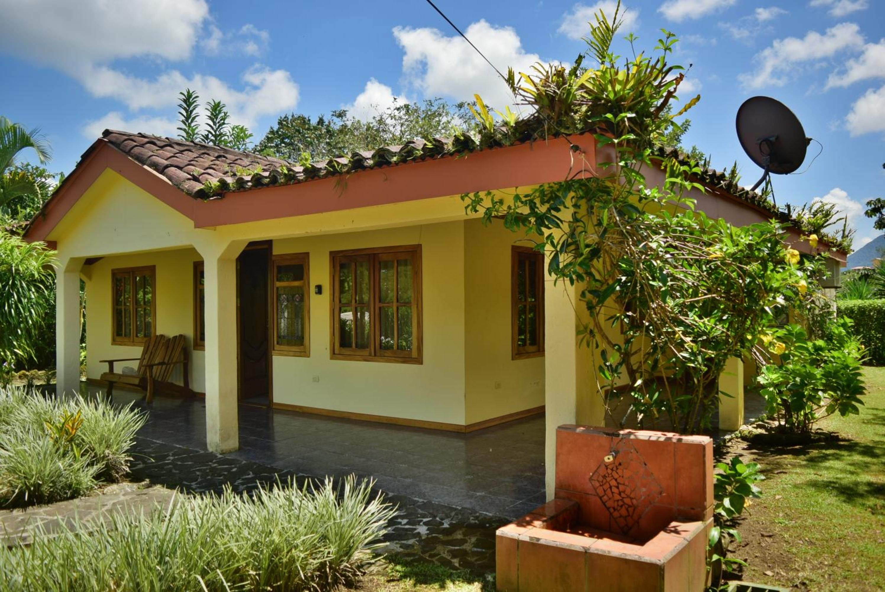 Mirador House Cozy & Private Home W Volcano View