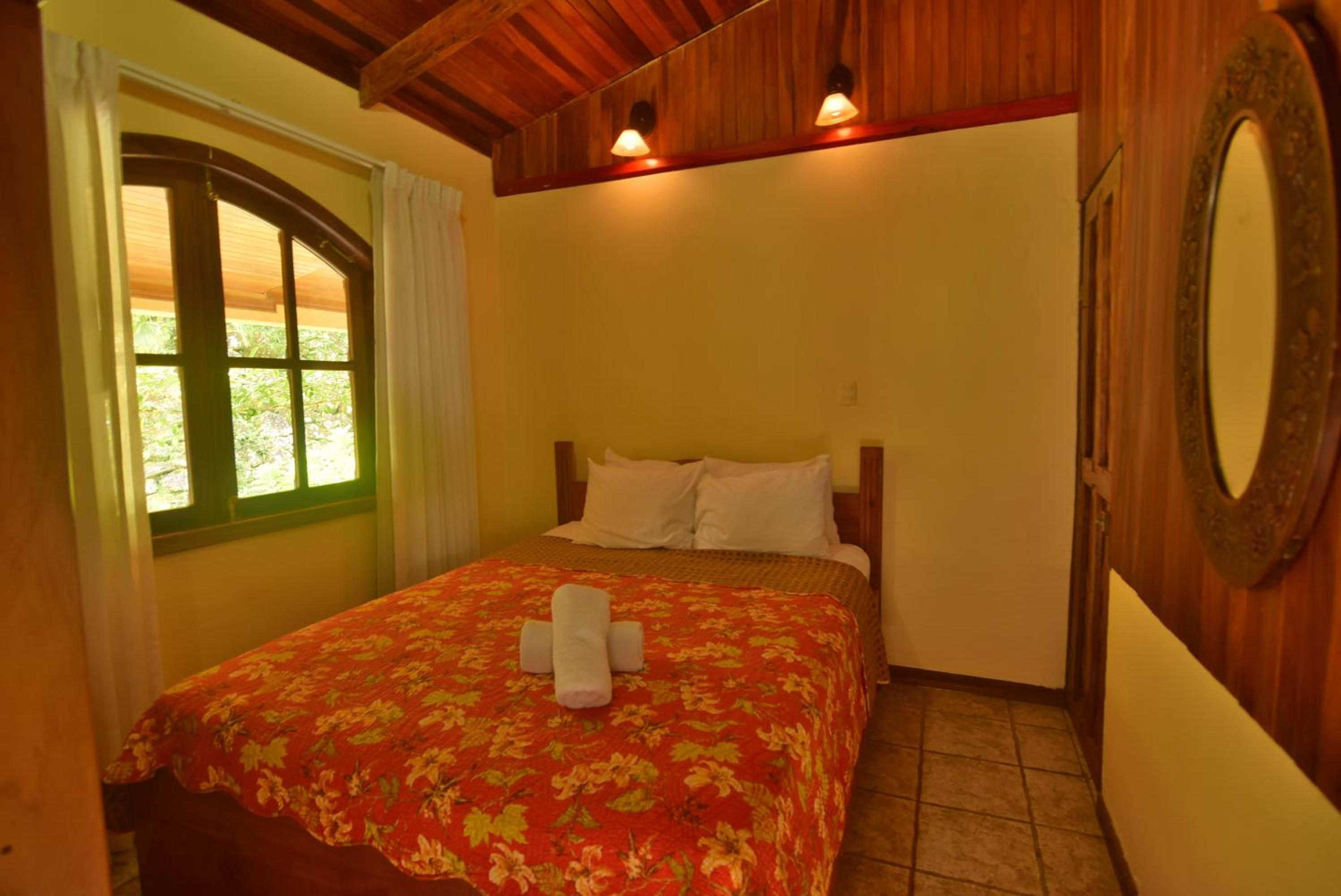 Mirador House Cozy & Private Home W Volcano View