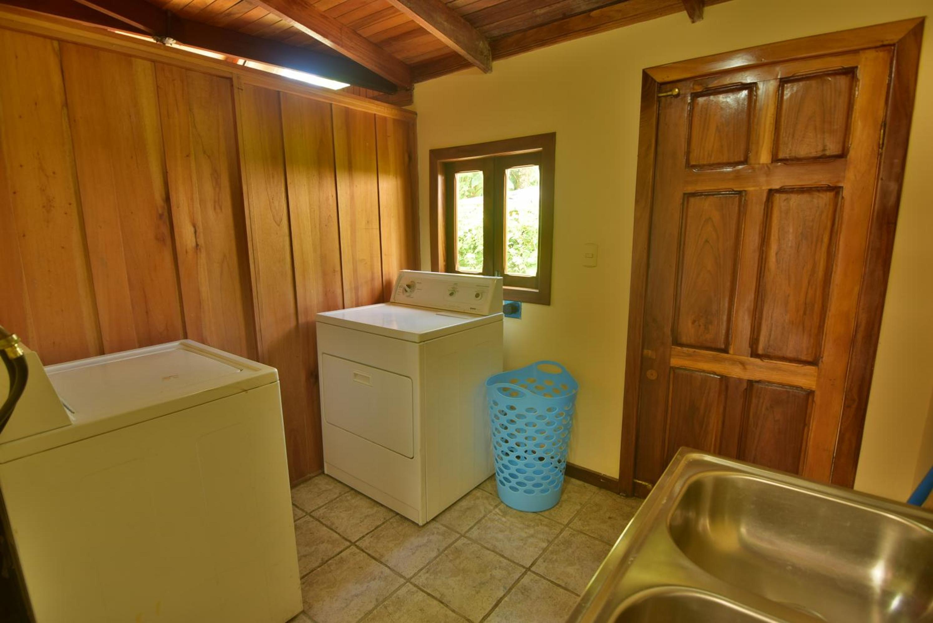 Mirador House Cozy & Private Home W Volcano View