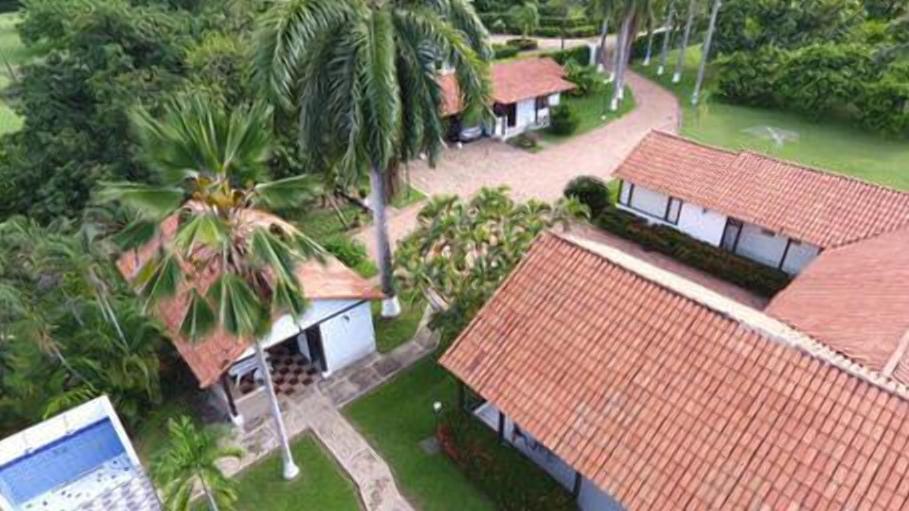 Acogedora Casa Finca con Jacuzzi 5Habs 18Personas RSH