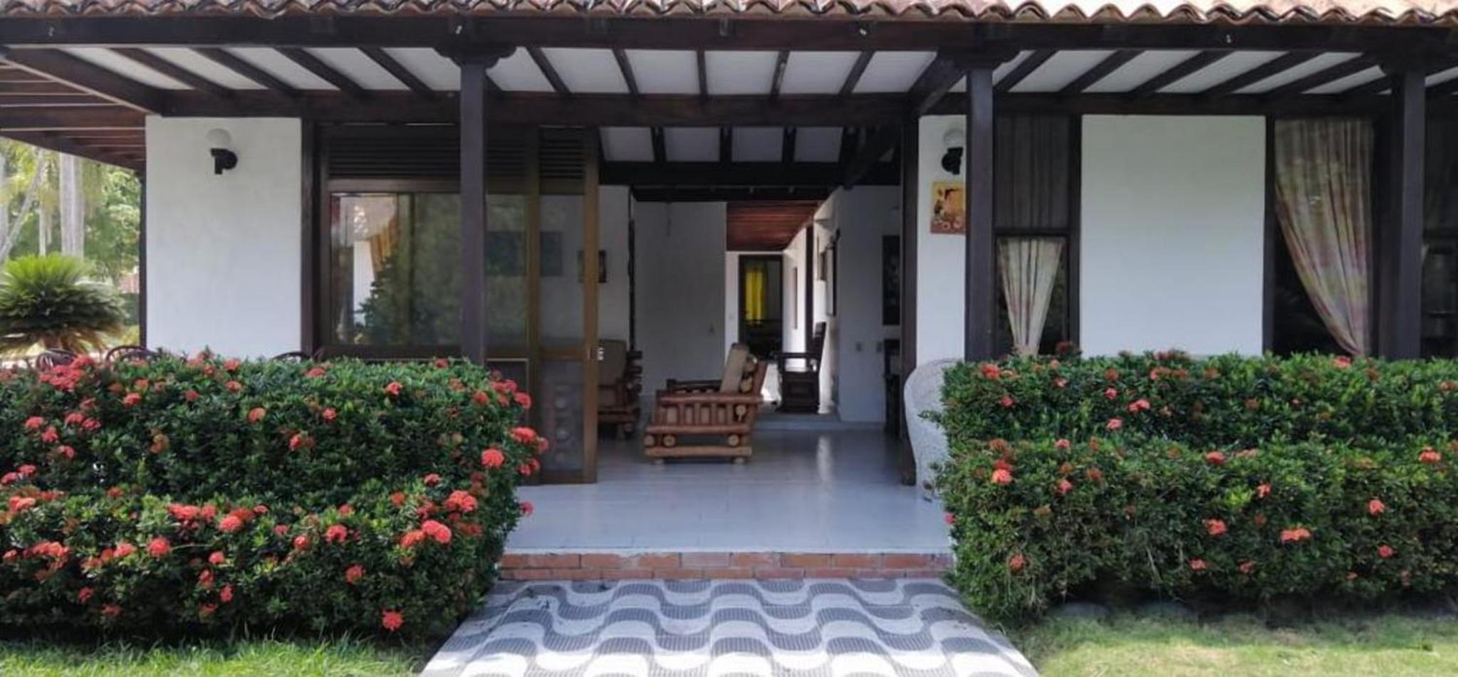 Acogedora Casa Finca con Jacuzzi 5Habs 18Personas RSH