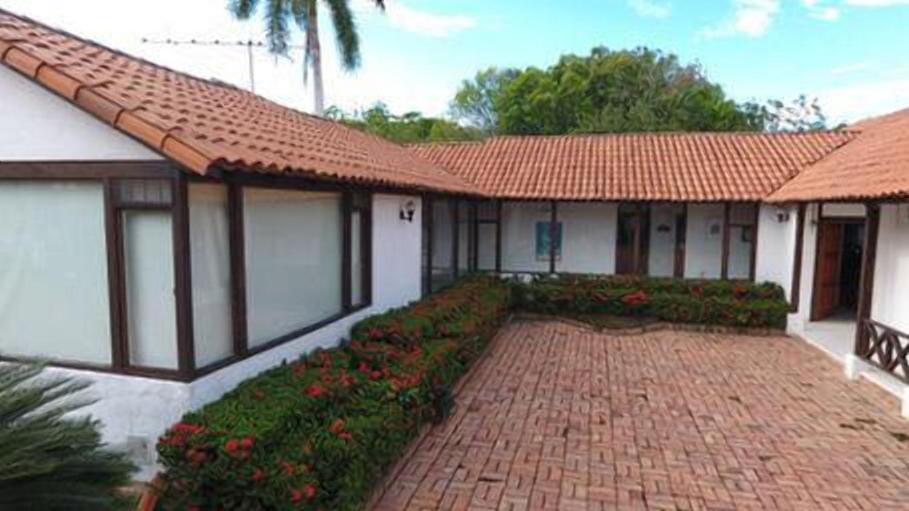 Acogedora Casa Finca con Jacuzzi 5Habs 18Personas RSH