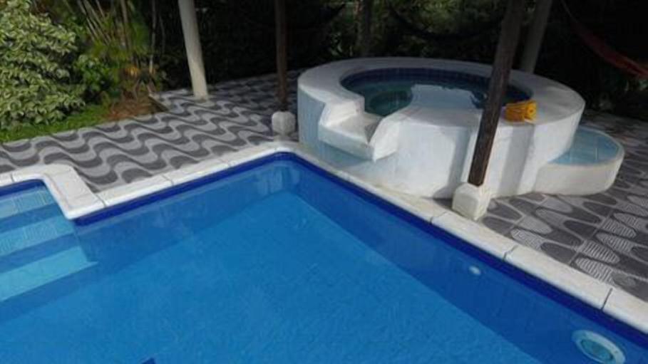 Acogedora Casa Finca con Jacuzzi 5Habs 18Personas RSH