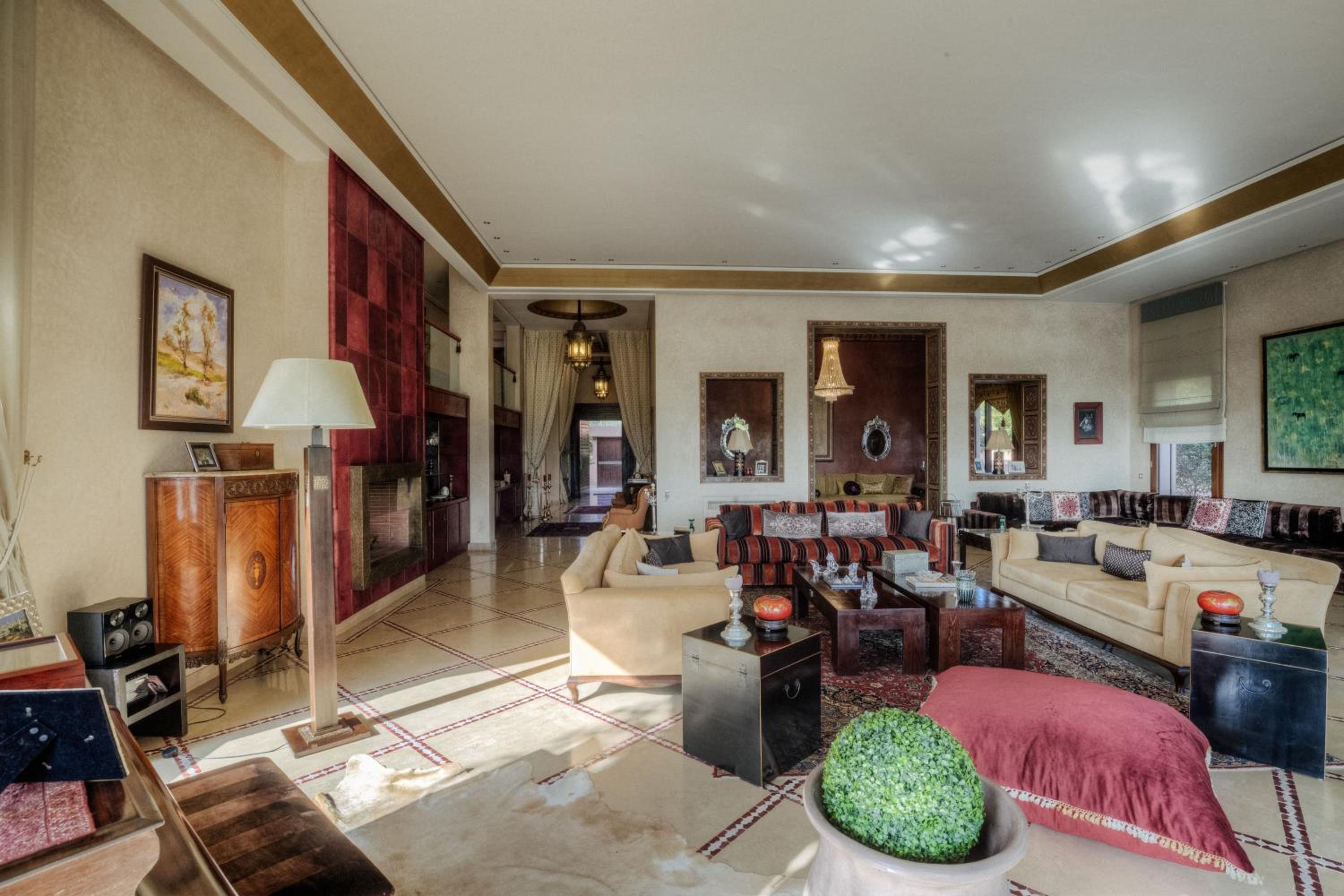 lounge