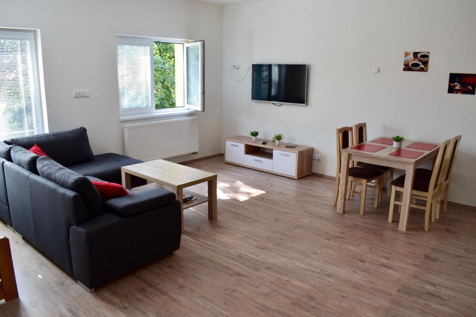 Valentin view 5