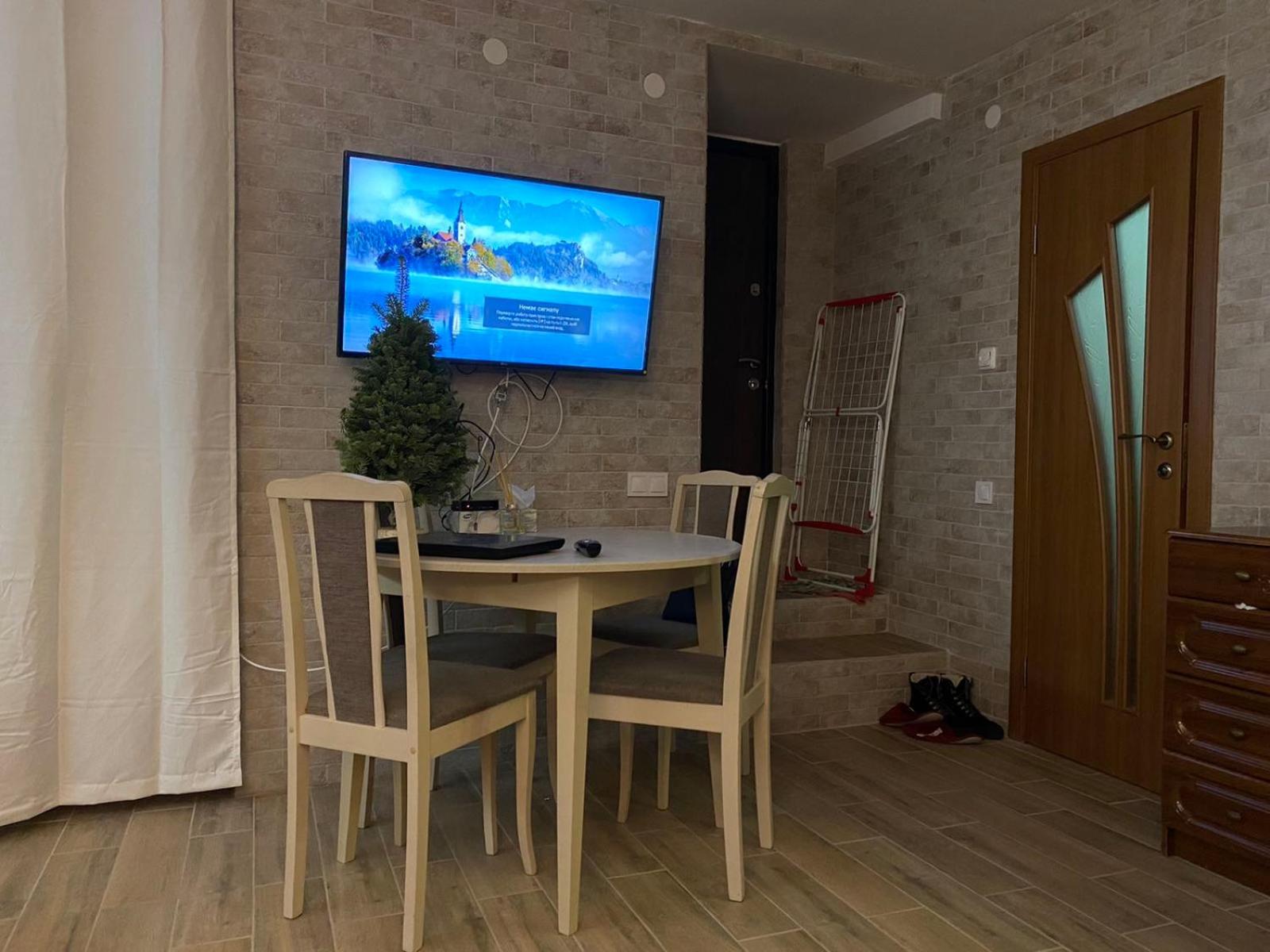 Freedom apartment on Khmelnytsky Str view 3