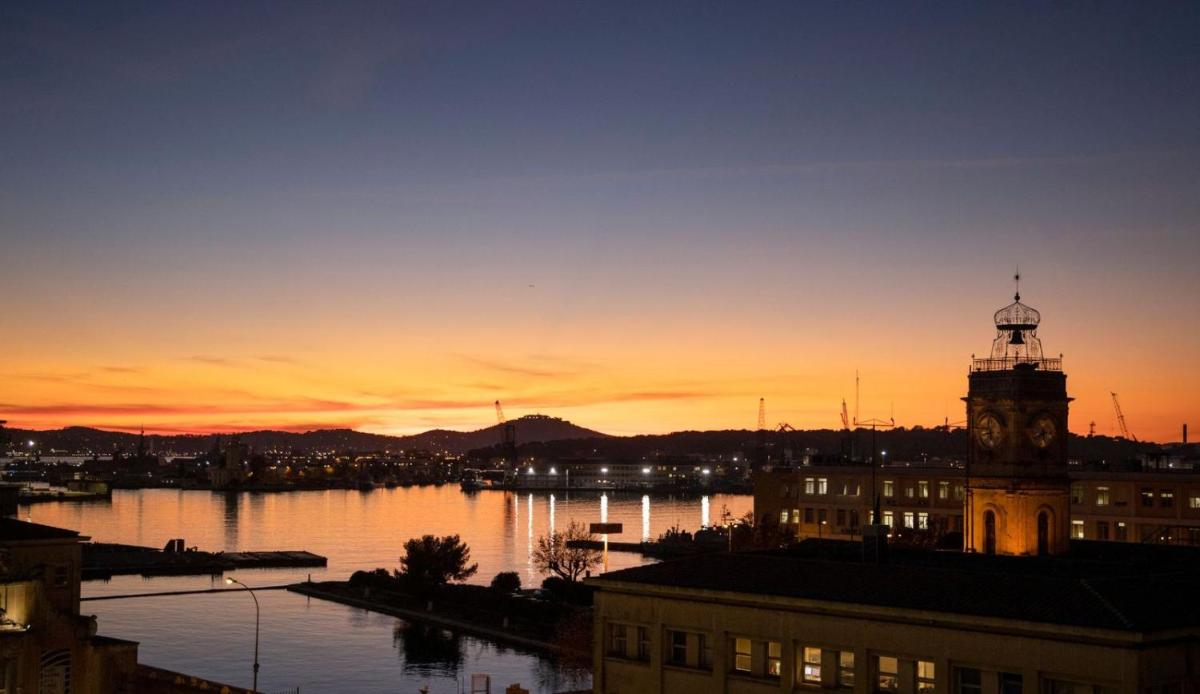 Hôtel L'Eautel Toulon Port 50