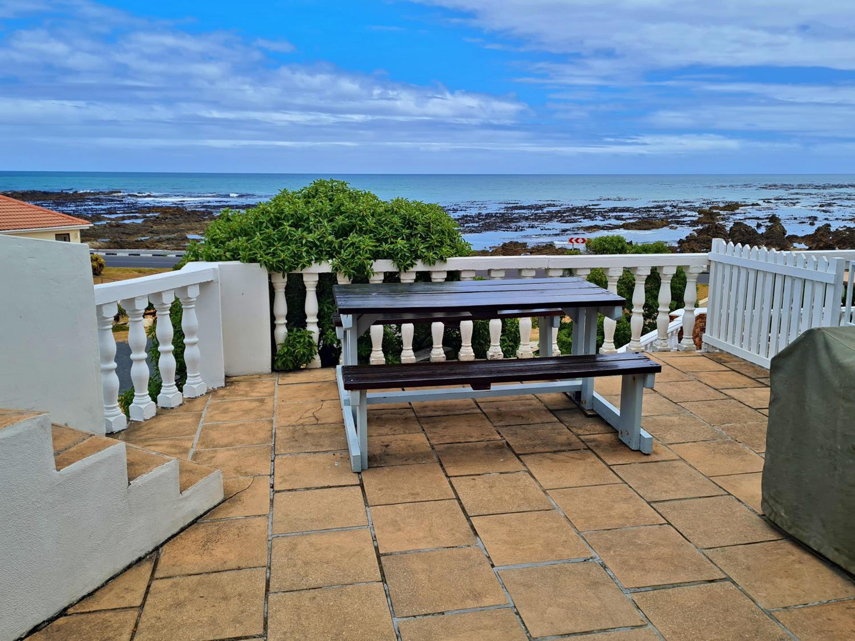 Walkerbay Accommodation
