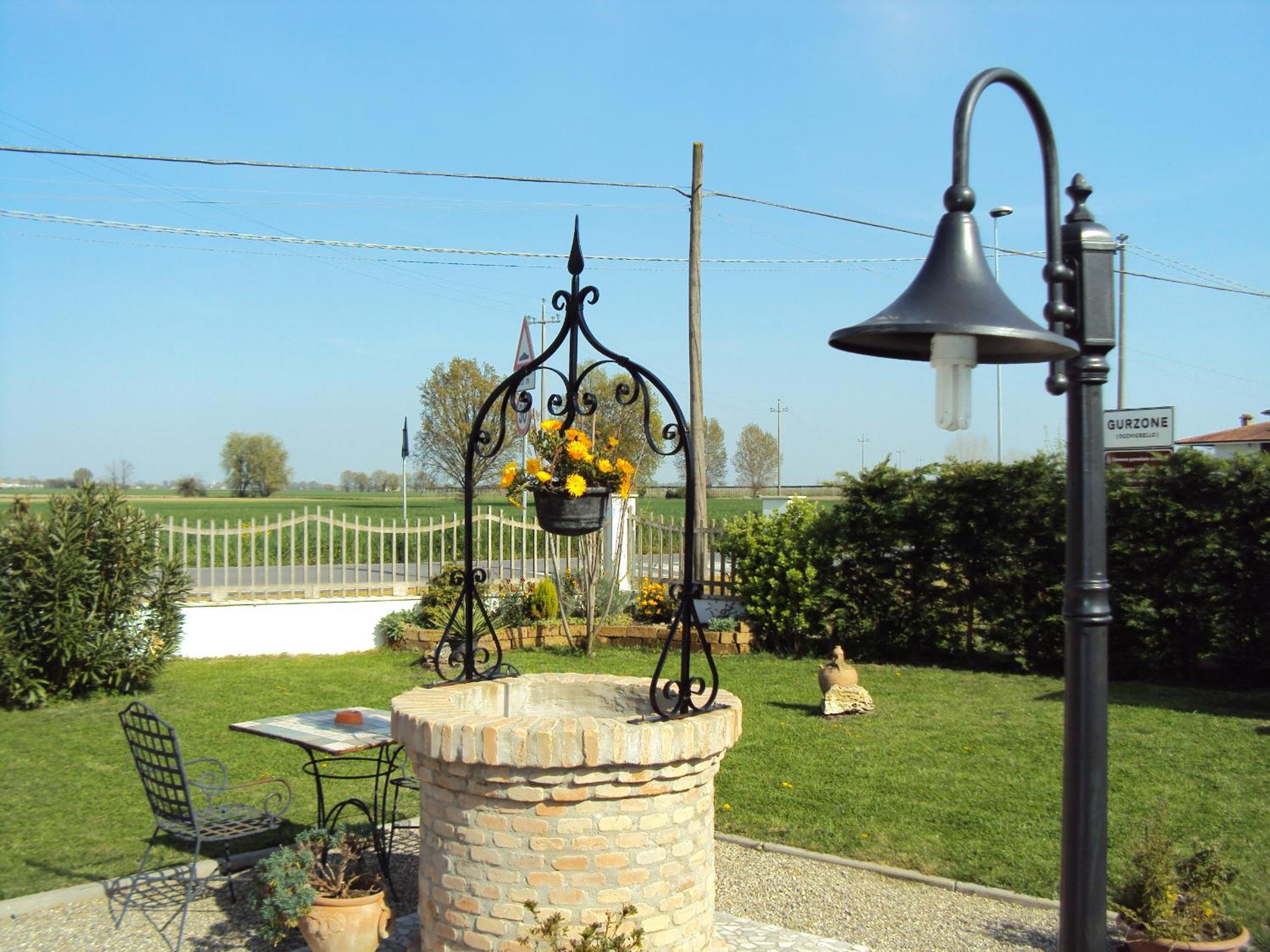 Casa di Campagna B&B La Corte Ferrara