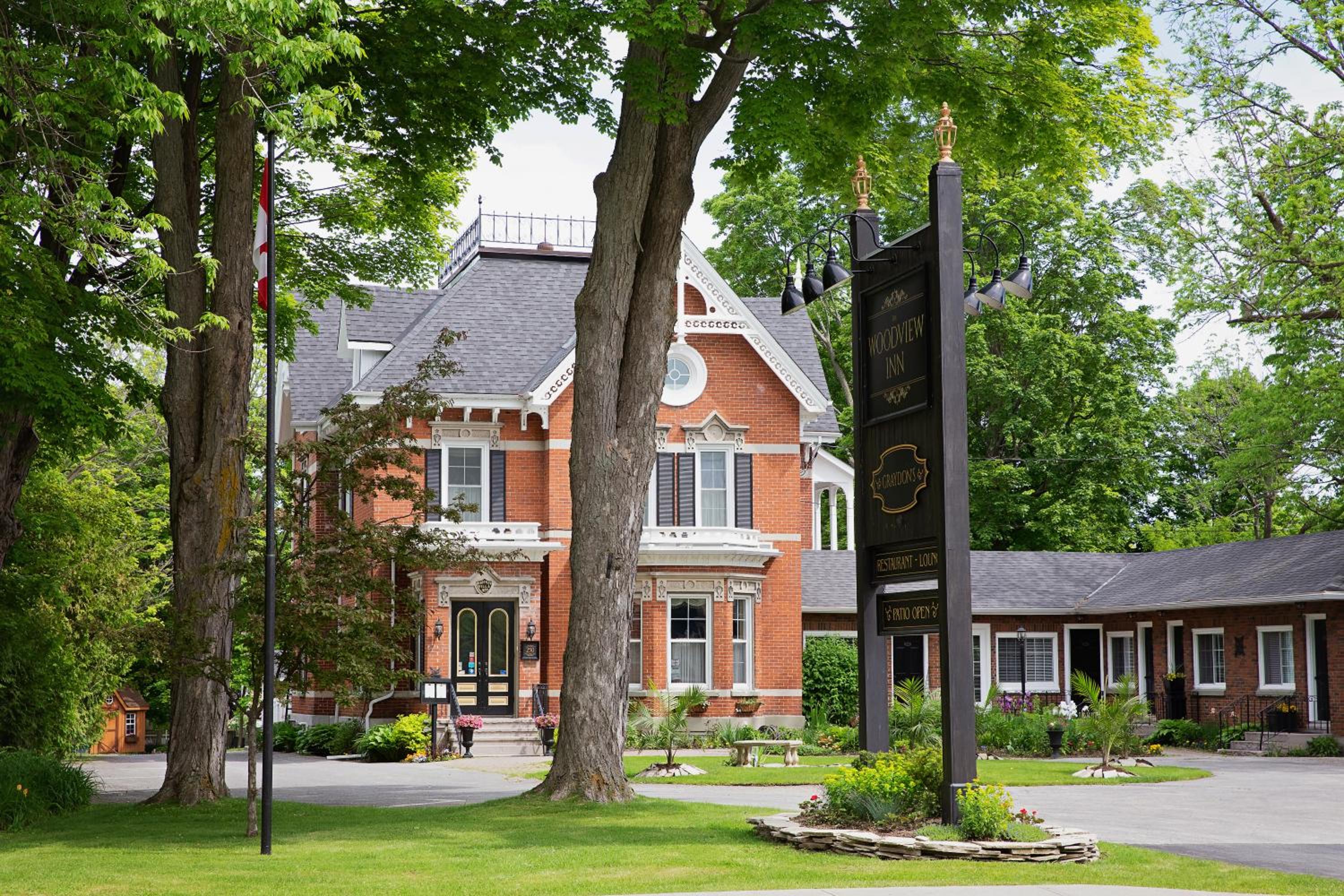 The Woodview Inn