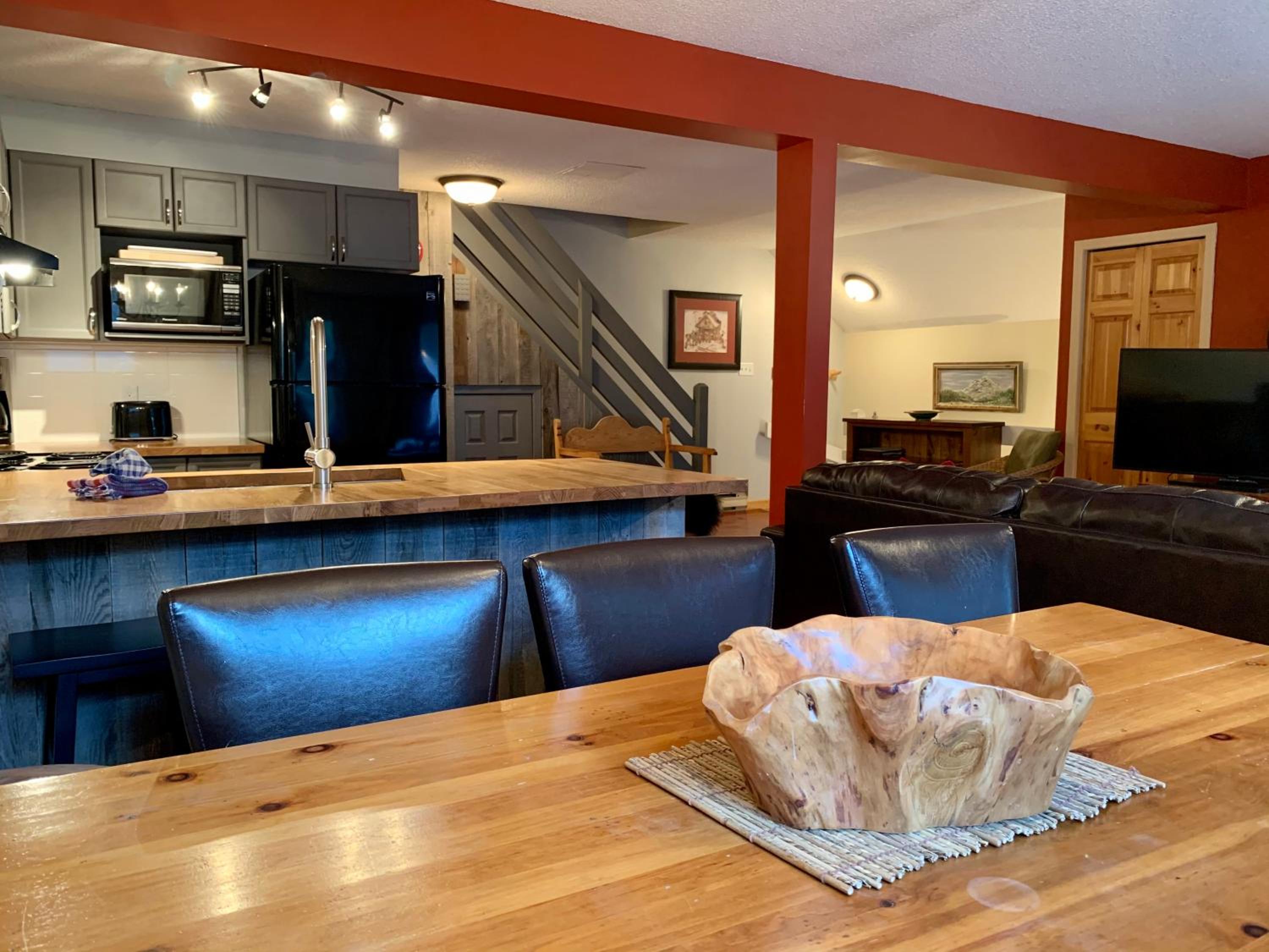 Panorama Mountain Resort - Horsethief Lodge with Fairmont Creek