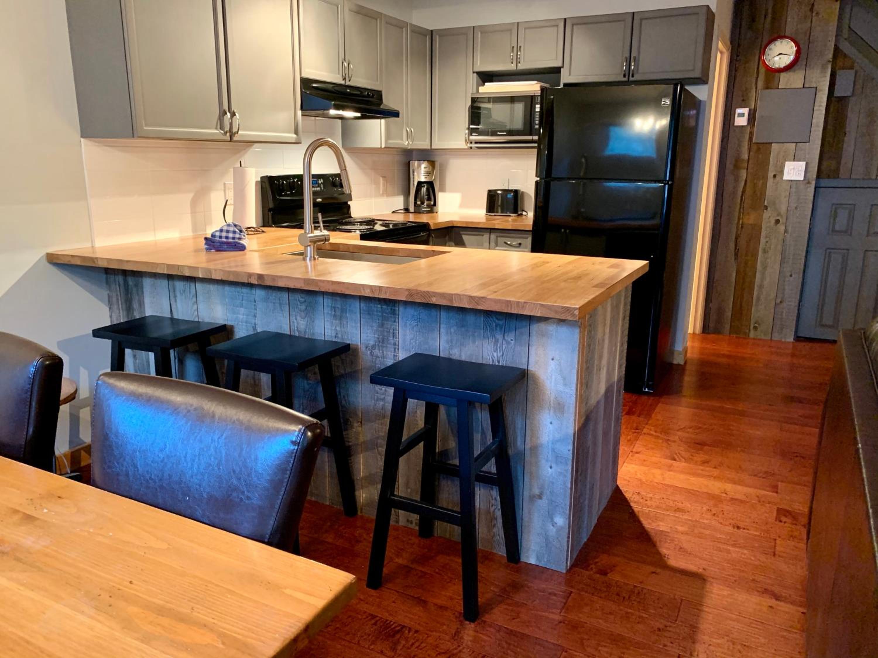 Panorama Mountain Resort - Horsethief Lodge with Fairmont Creek - Image 3