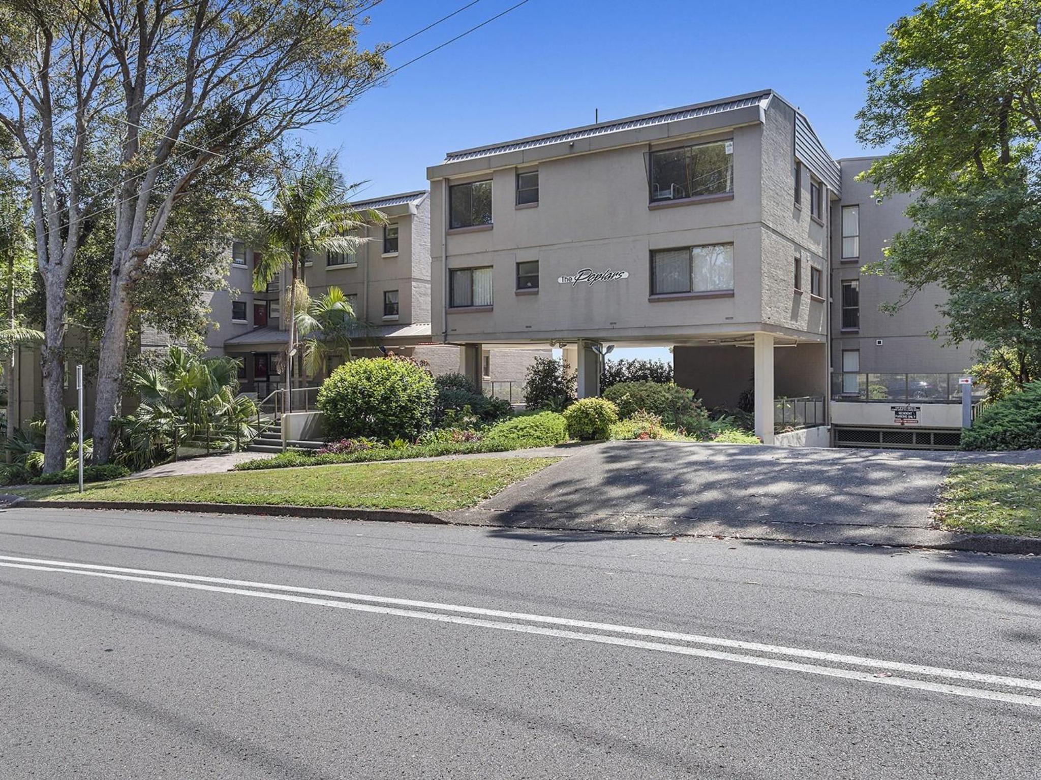 The Poplars, 2,36 Magnus Street - Comfortable Unit With Air Conditioning and Wi-Fi