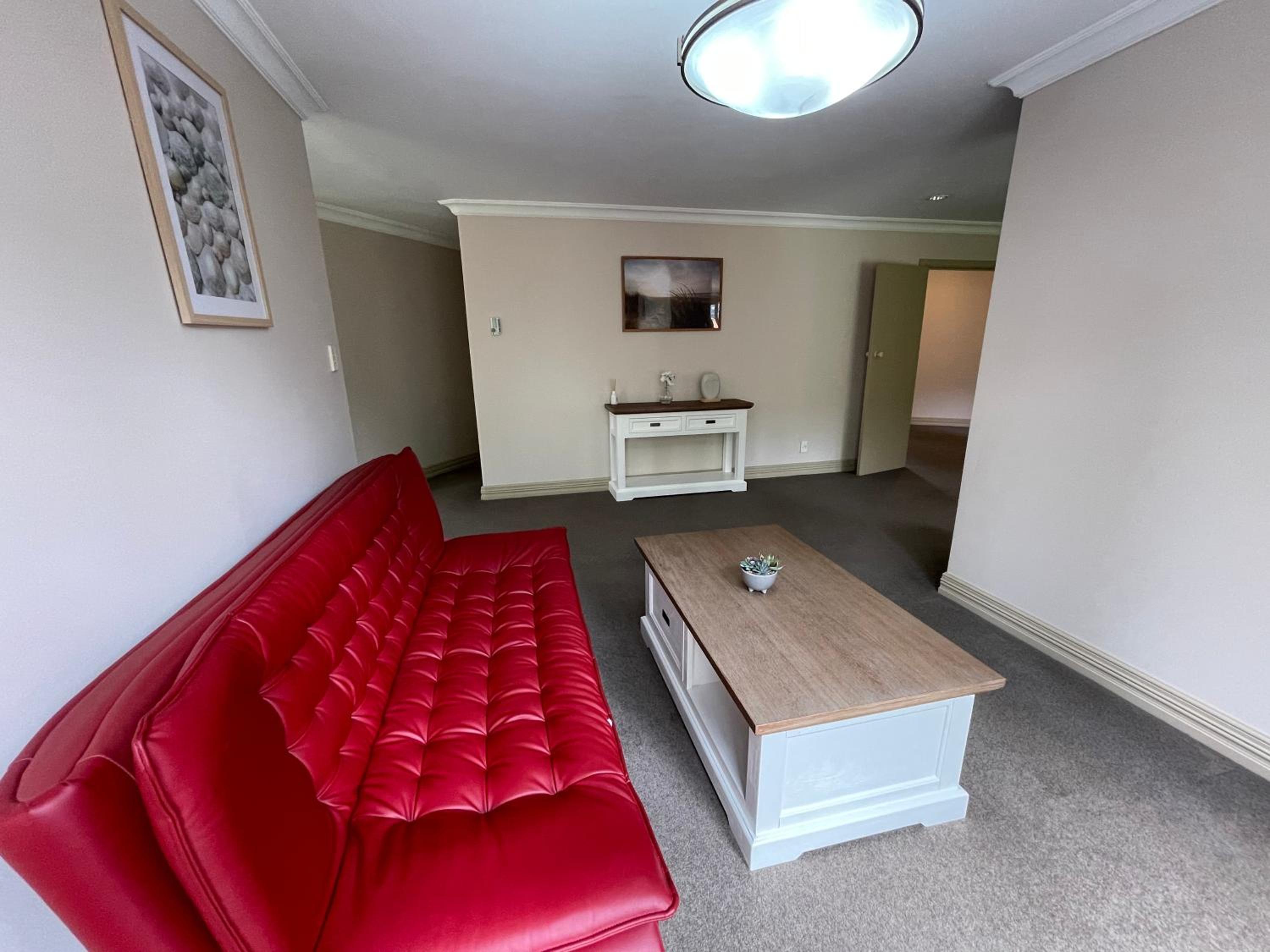 Private and Perfect for Families, Rotorua Escape view 5