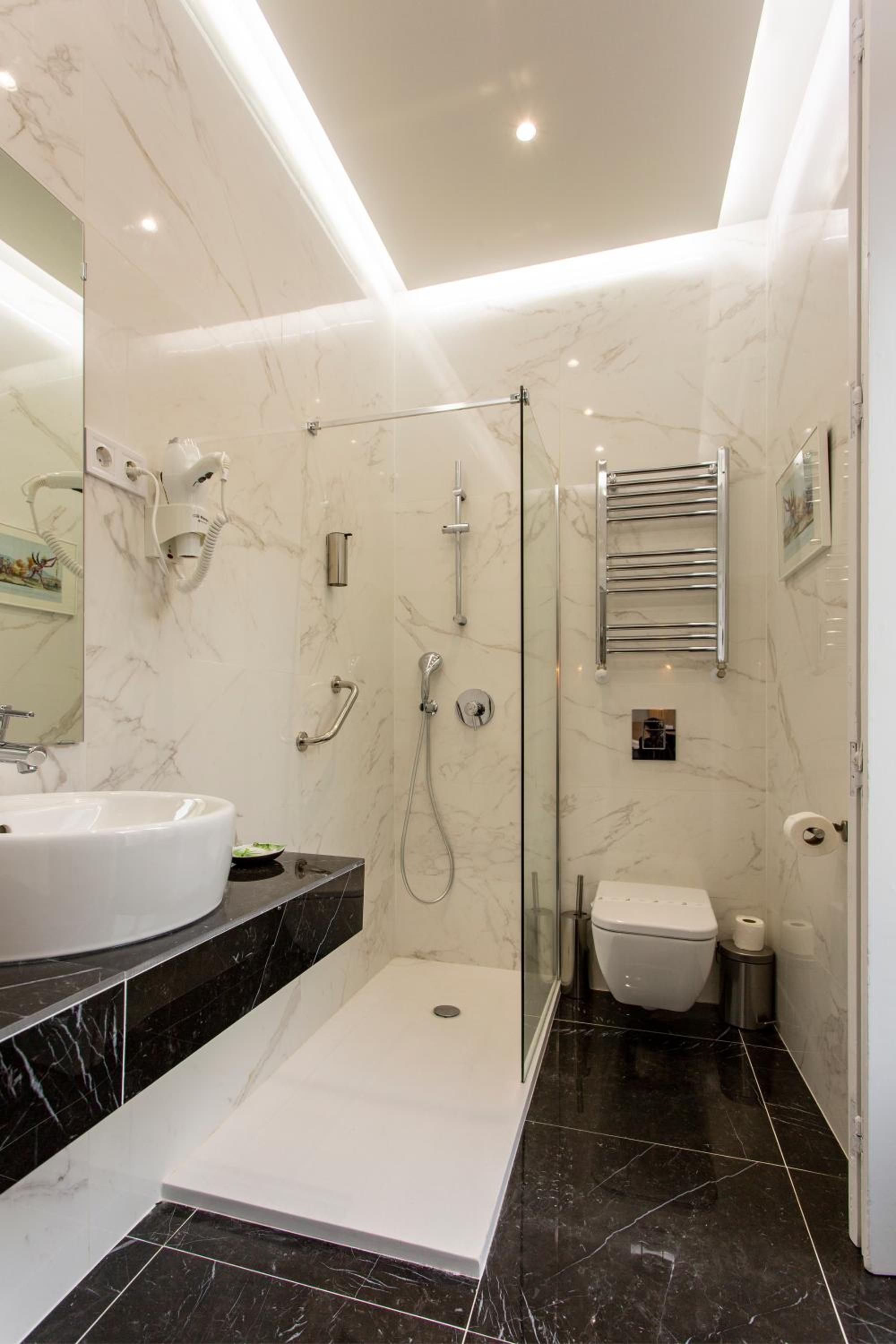 Hostal Manuela by gaiarooms en Madrid