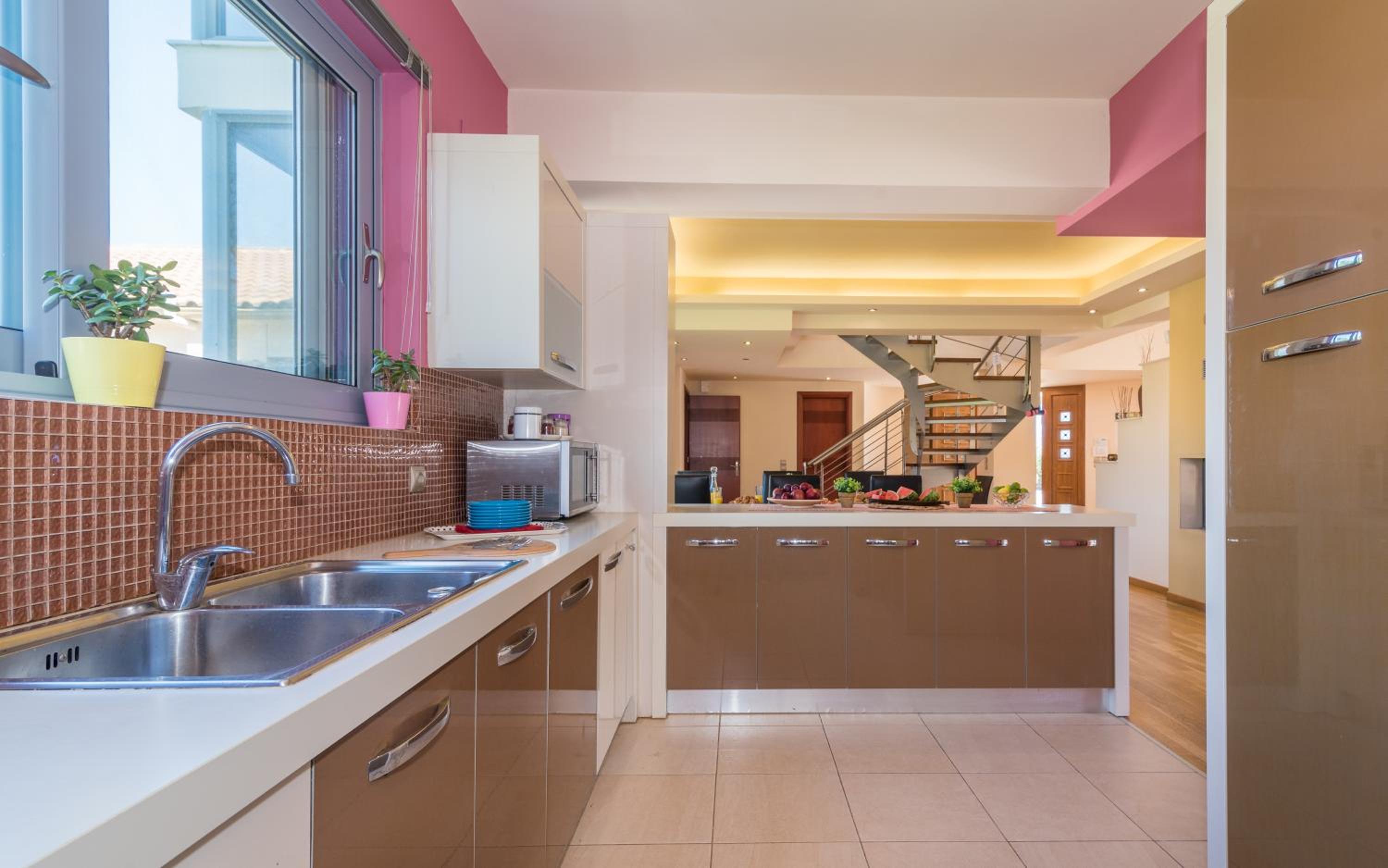 Astarte Villas - Istar Villa with Tennis Court