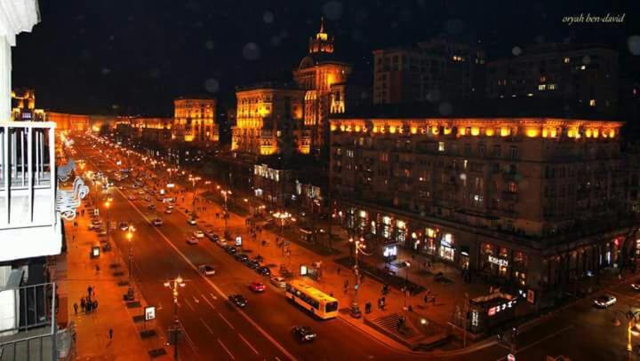 Amazing apartment in the center of Kiev view 2