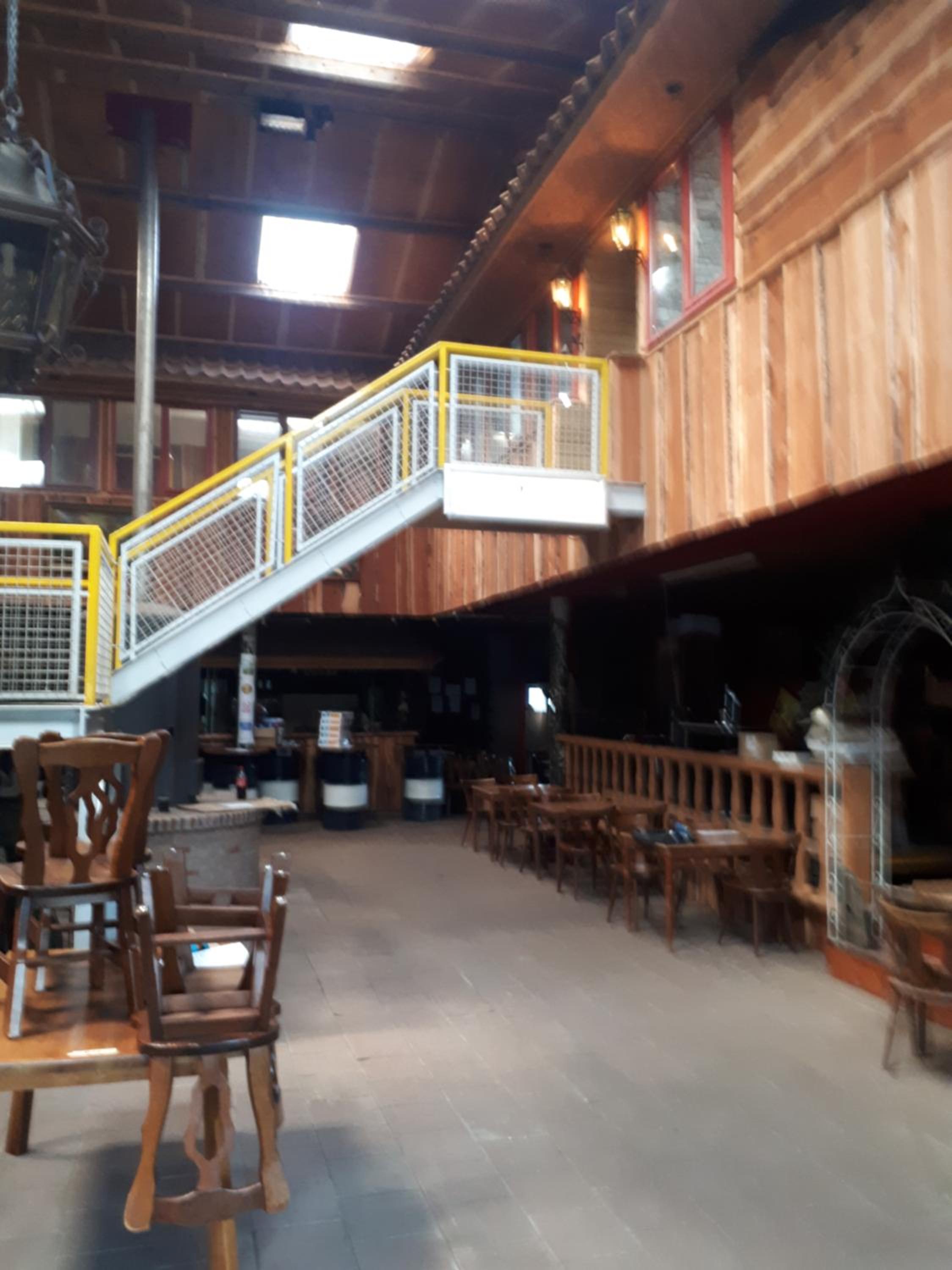 Unieke vriendenkamer met bedstedes tot 11 personen en 2 rustig gelegen chalets 2 en 4 persoons te huur! view 2