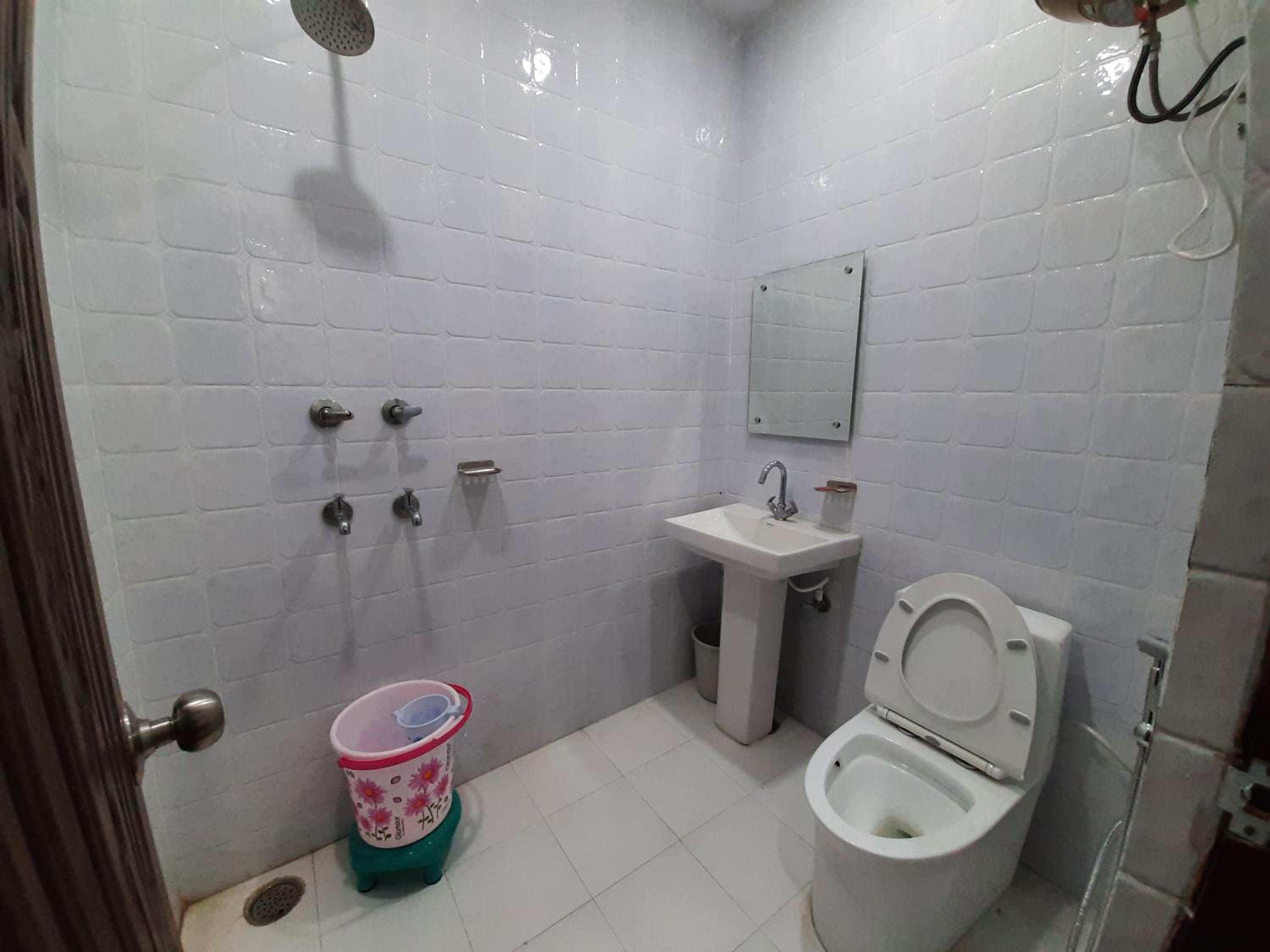 Katra Vacations - Abrol residency - Property Image 9