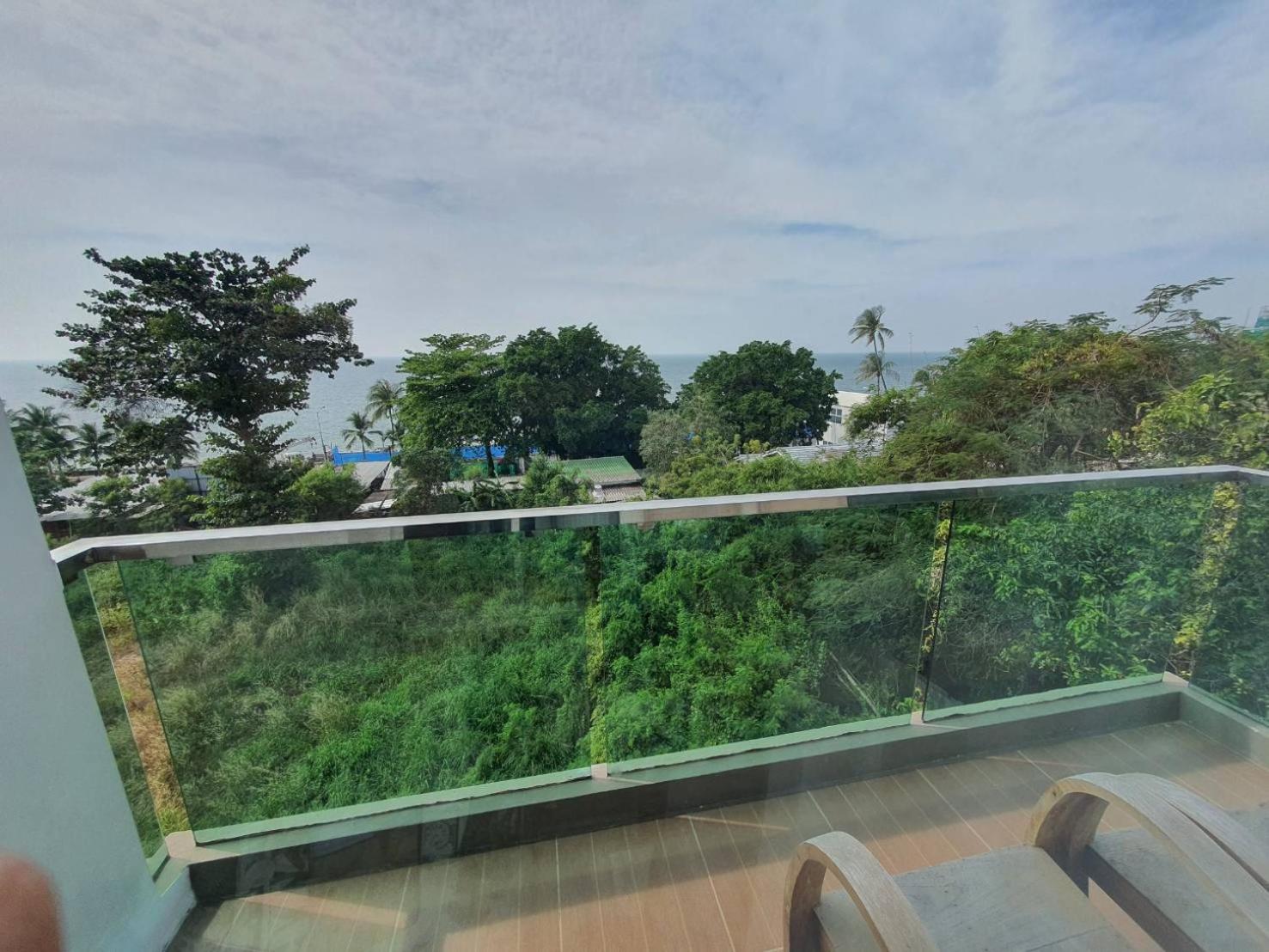 The Exclusive @WON Beach Suite & Toproof Pool view 5