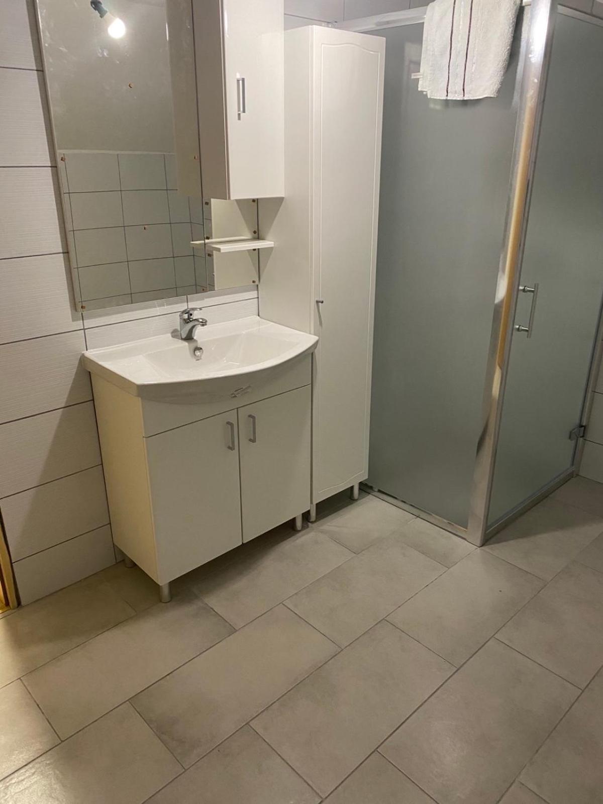 Amar Apartmani, Jajce