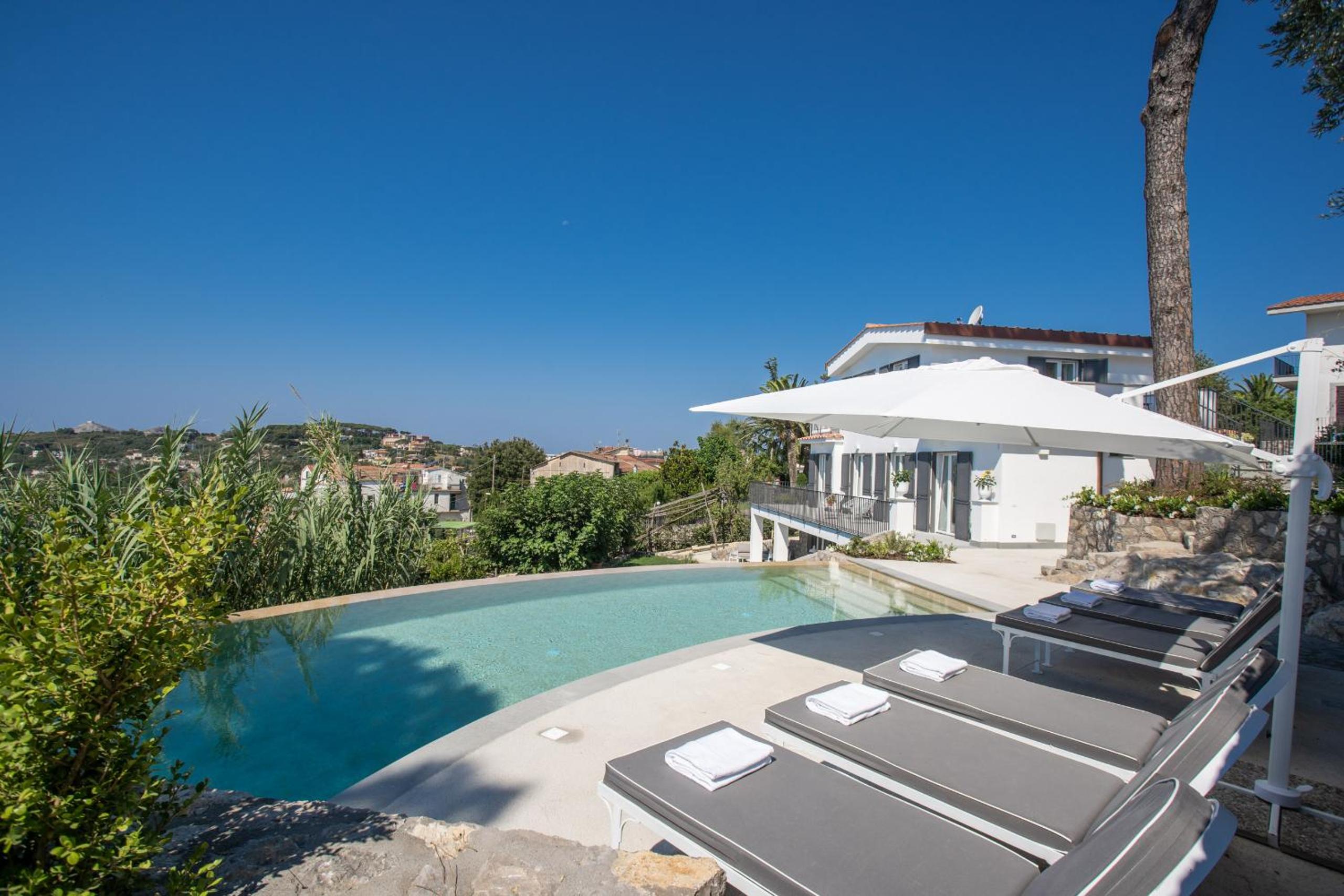 Villa Andrilla Infinity Pool Private Gardens and Guest Services photo 3