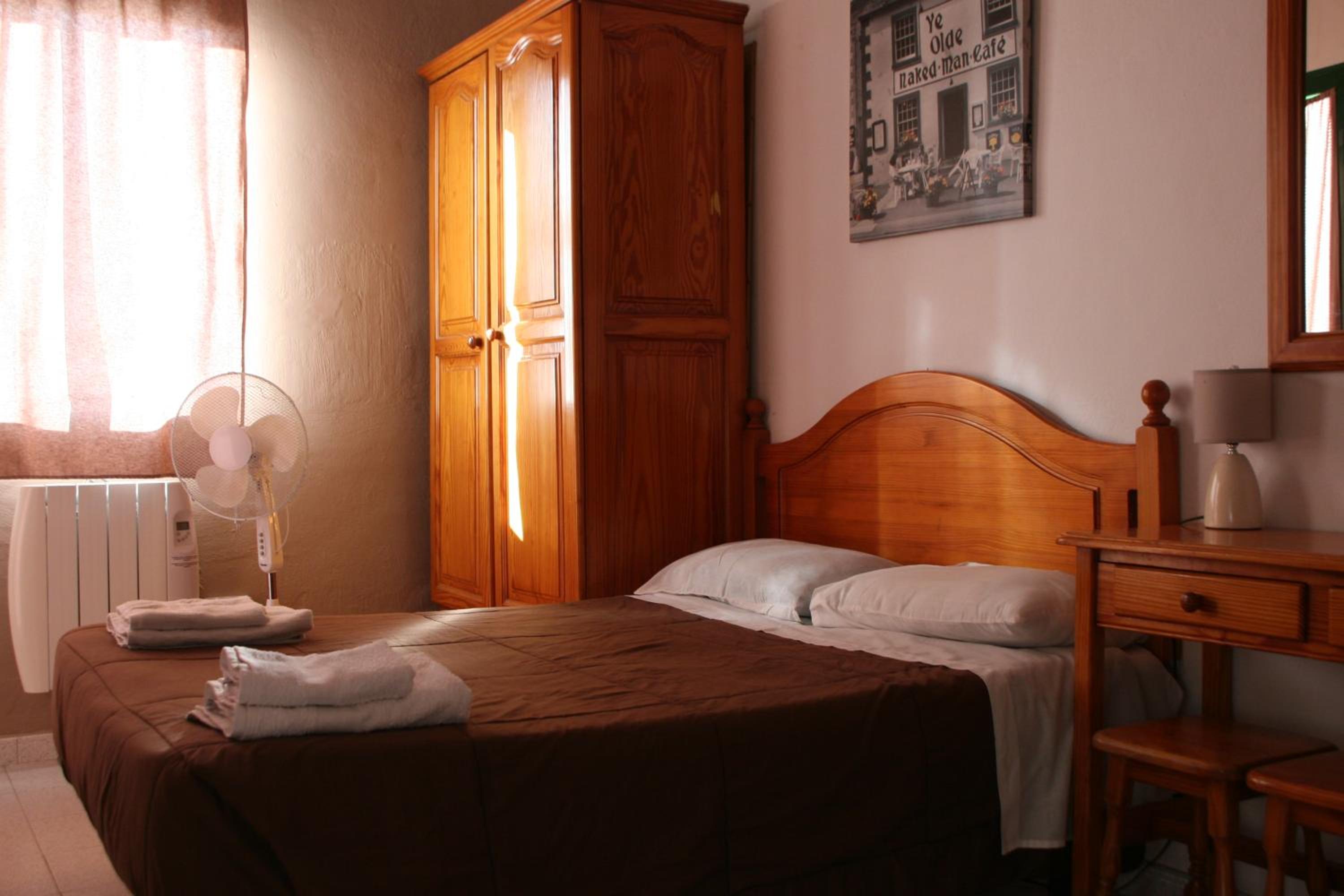 La Palma Hostel by Pension Central