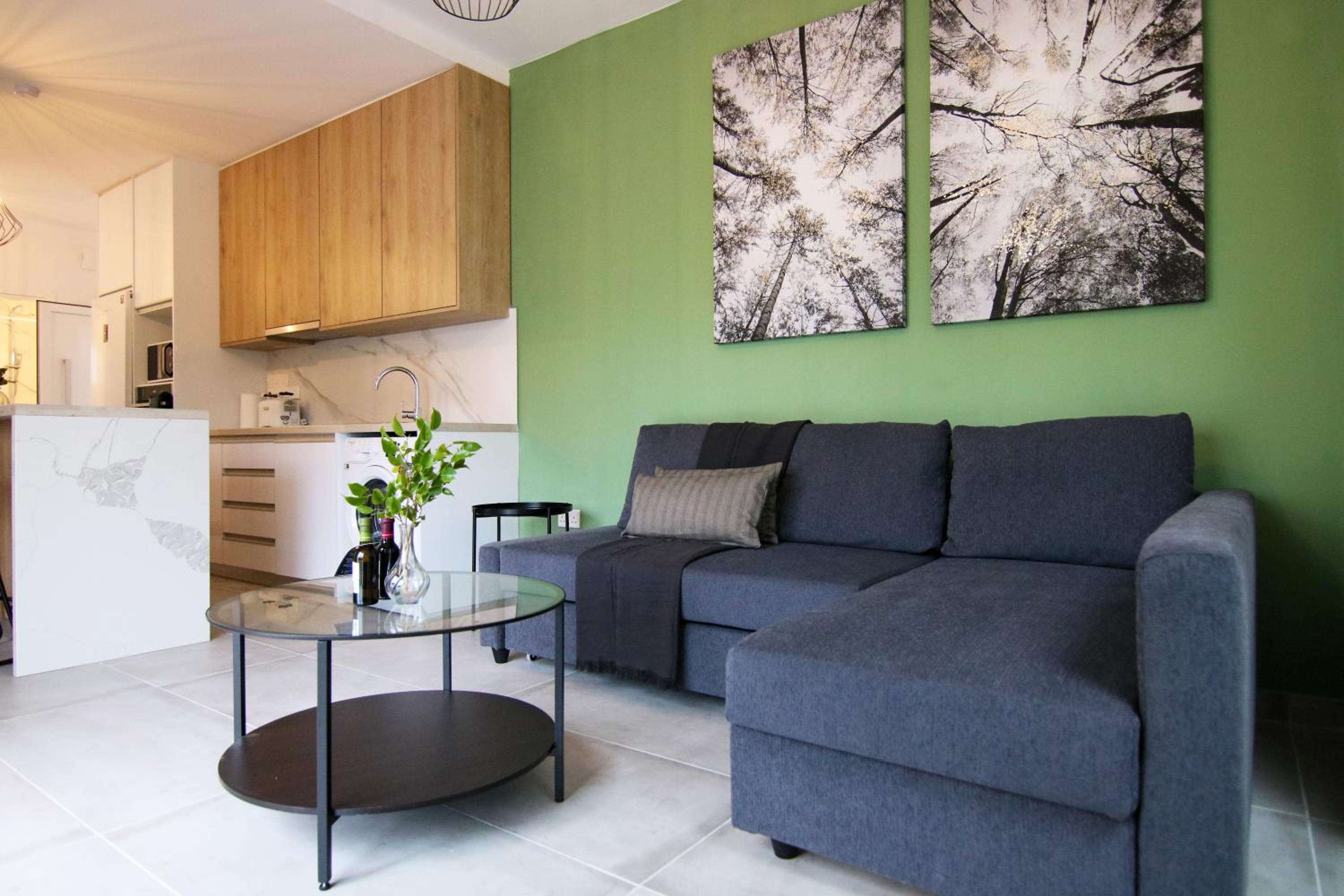 Phaedrus Living: Seaside Modern Flat Limnaria 123