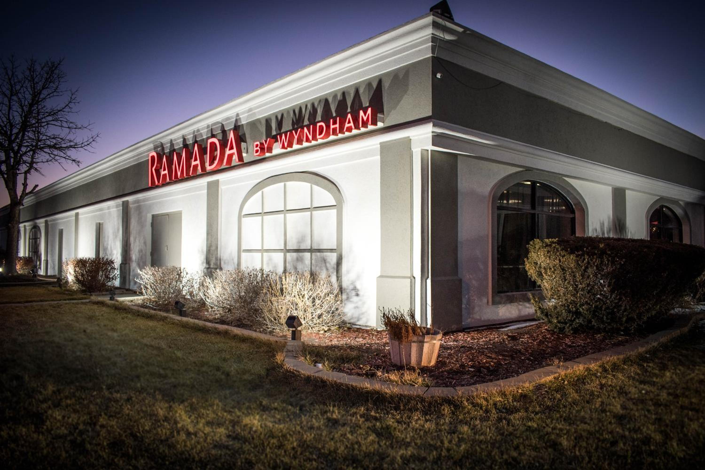 North Platte Vacations - Ramada by Wyndham North Platte - Property Image 8