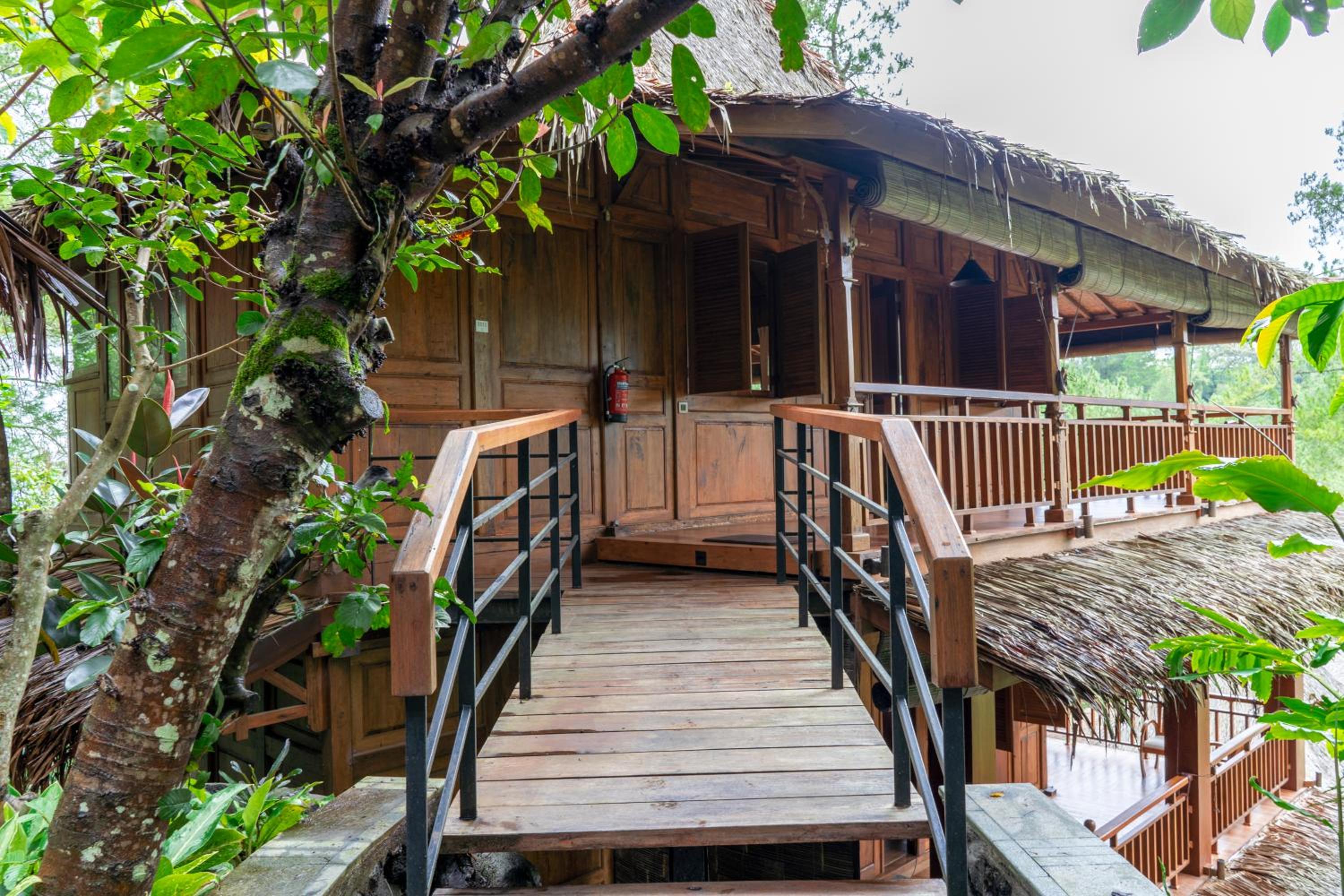 Tira Vilagna Suites & Spa