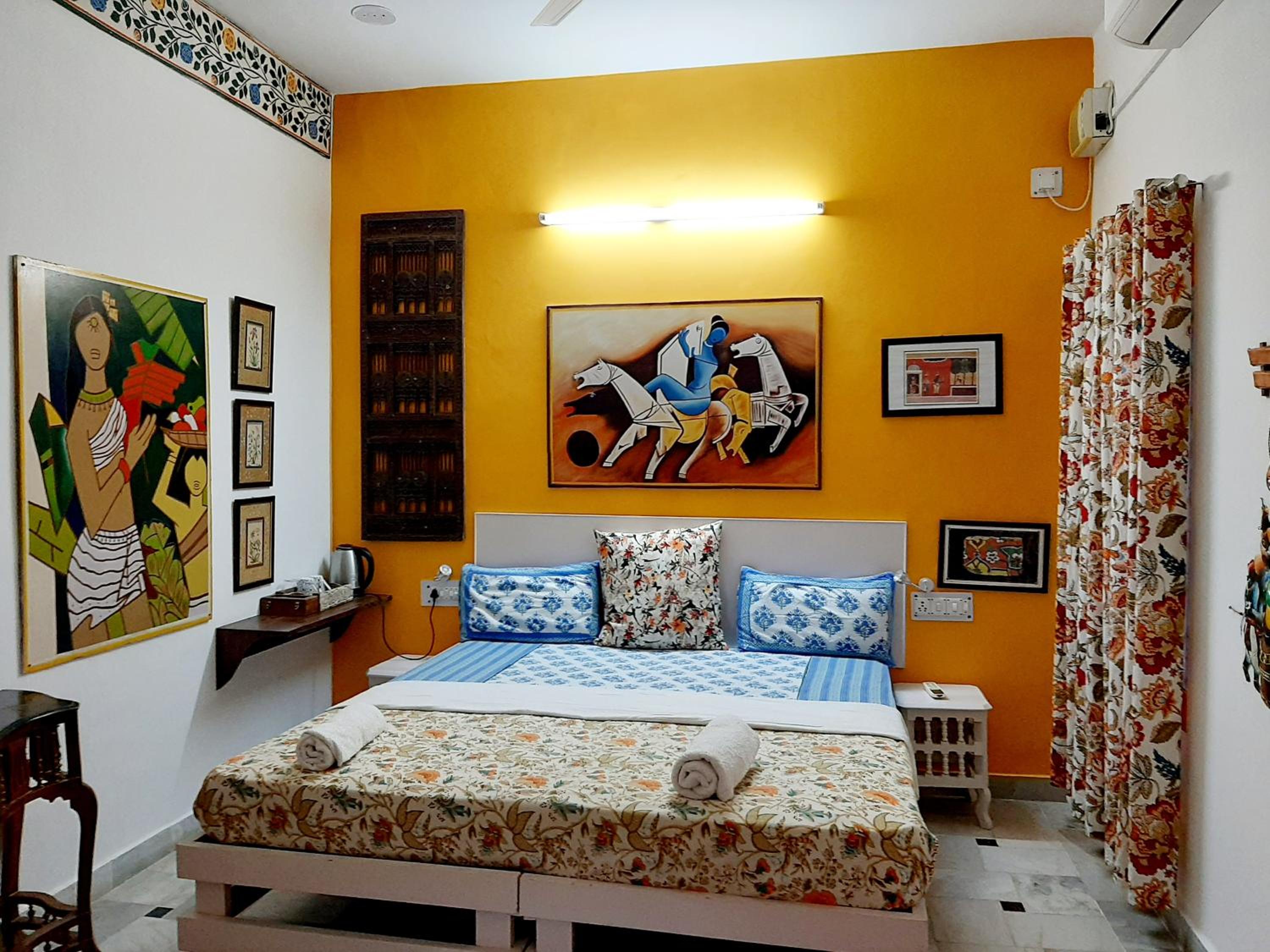 The Coral House Homestay by the Taj