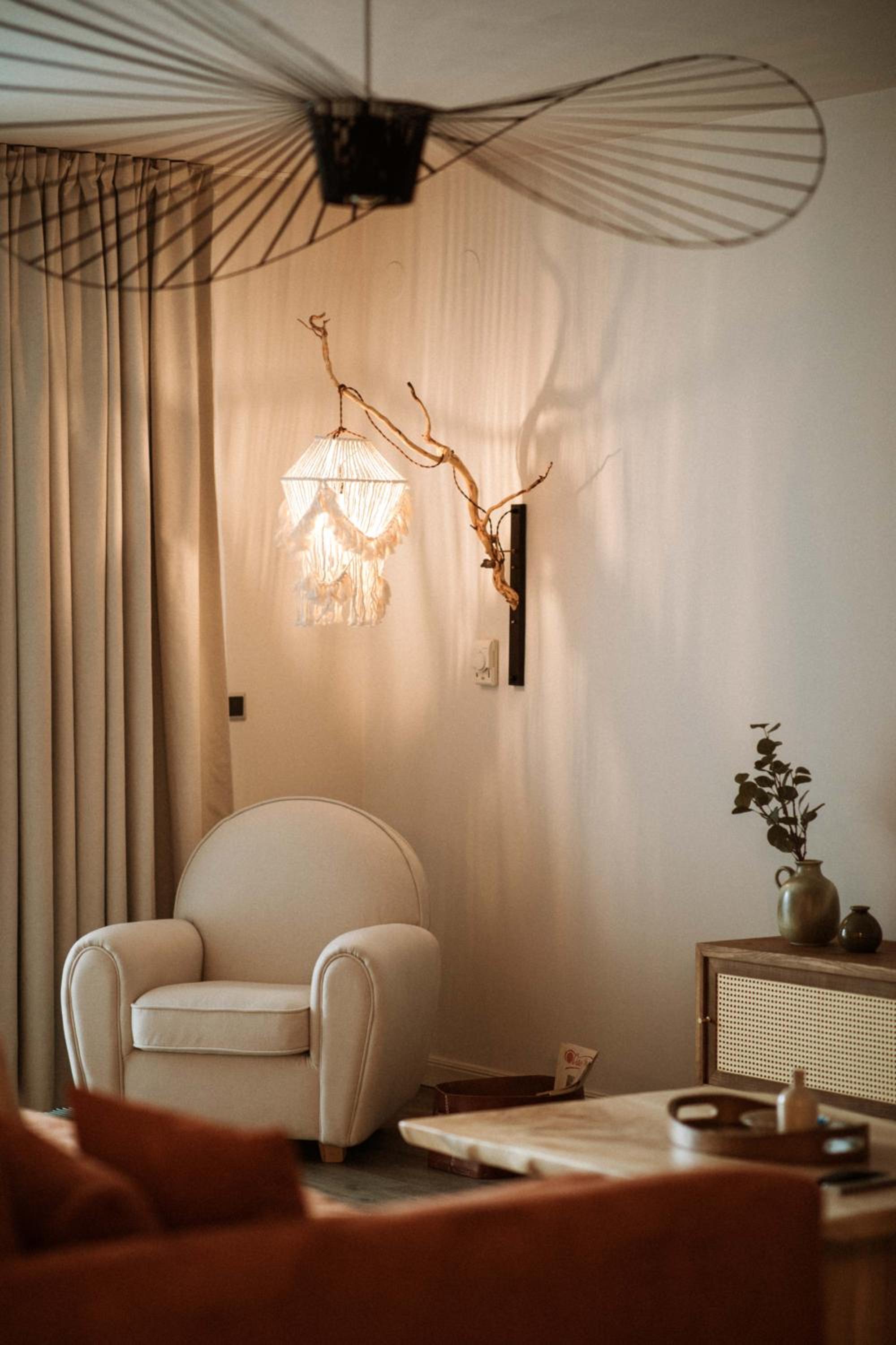 Silver Pine Apartment