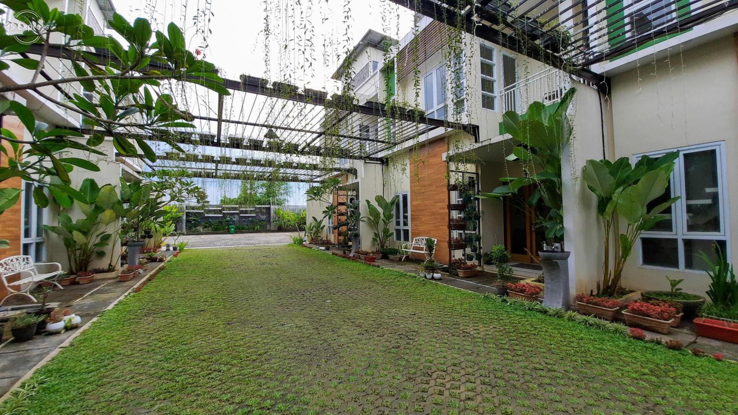 The Peak Guest House view 4