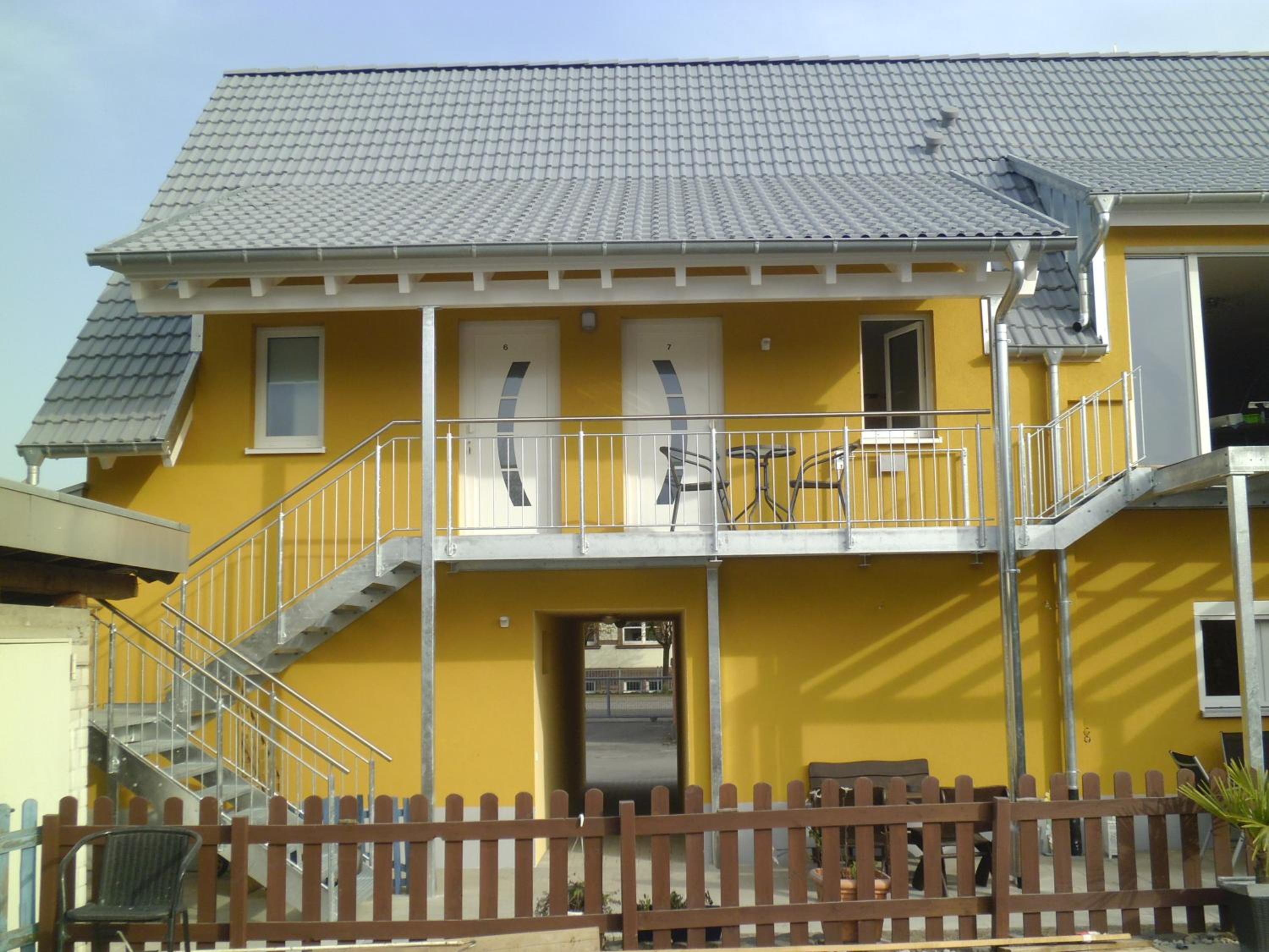Photo 33