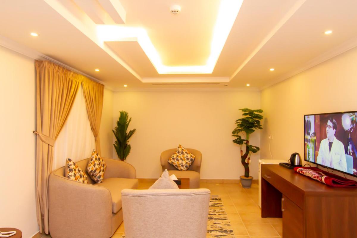Al Moteb Suites Al Mursalat