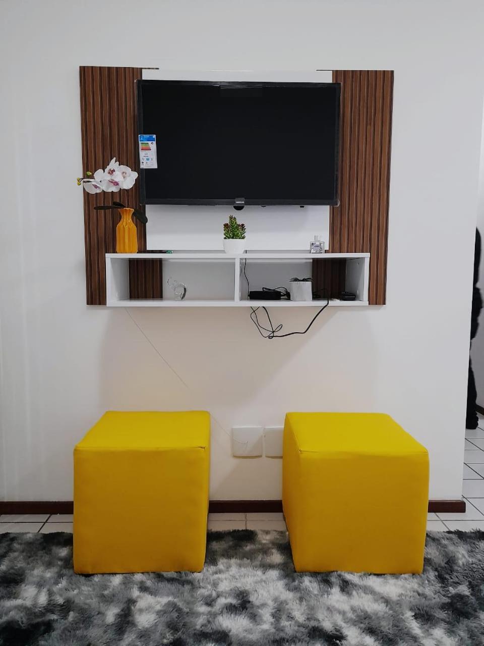 Apartamento de 3 Quartos NA PONTA VERDE A 500M DA PRAIA