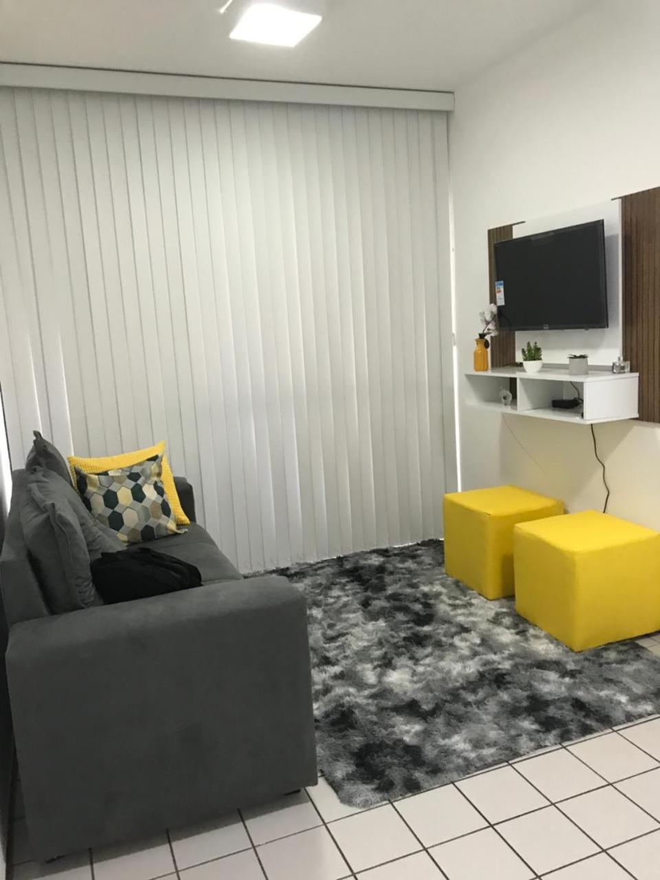 Apartamento de 3 Quartos NA PONTA VERDE A 500M DA PRAIA