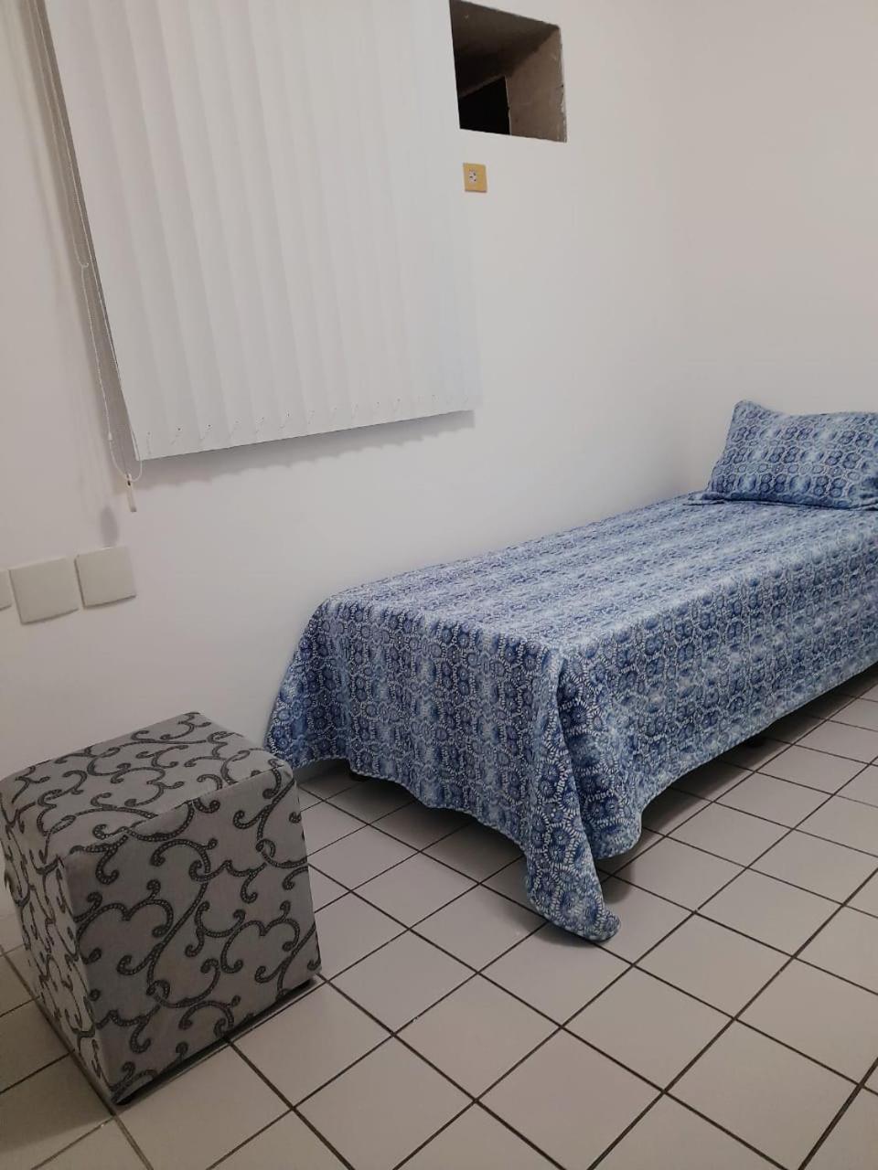 Apartamento de 3 Quartos NA PONTA VERDE A 500M DA PRAIA