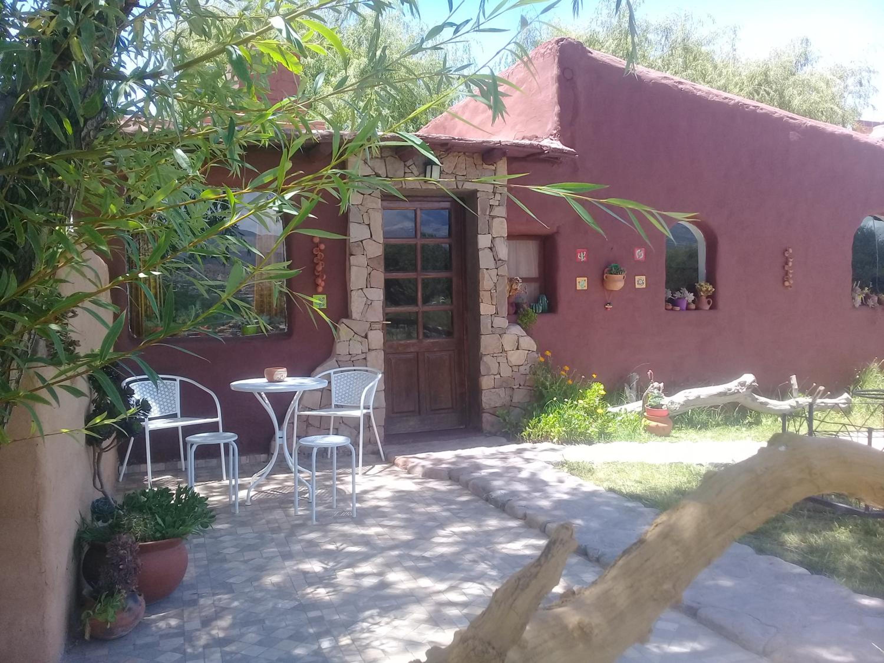 Cabaña El Cardón,casita en el campo quebradeño